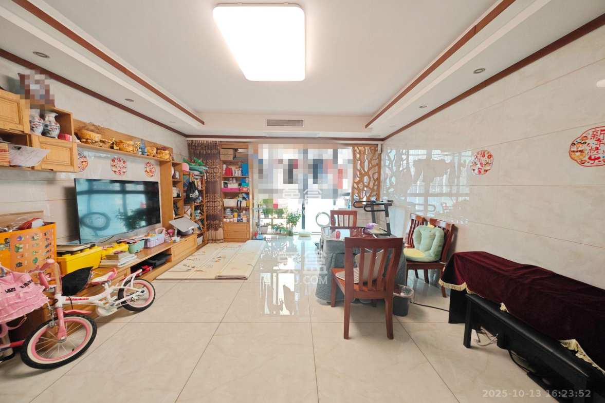 万博汇 3室2厅1卫 3200.0元/月 万博汇 3室2厅1卫 3200.0元/月室内图