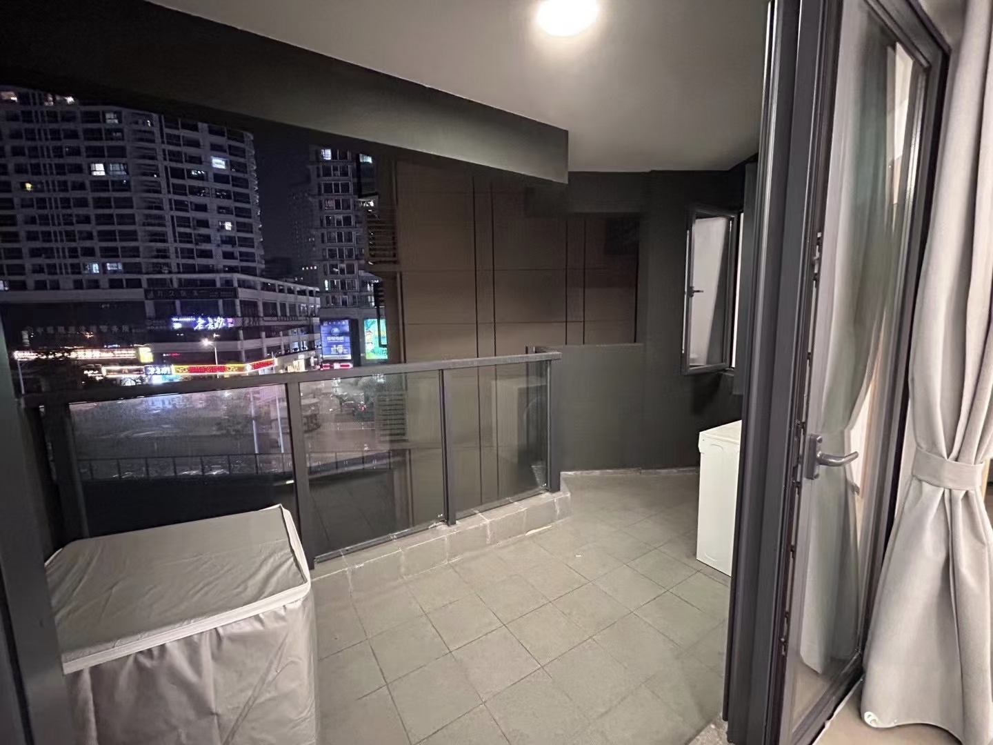 华润中心二期东悦府 2室2厅1卫 4300.0元/月 华润中心二期东悦府 2室2厅1卫 4300.0元/月室内图