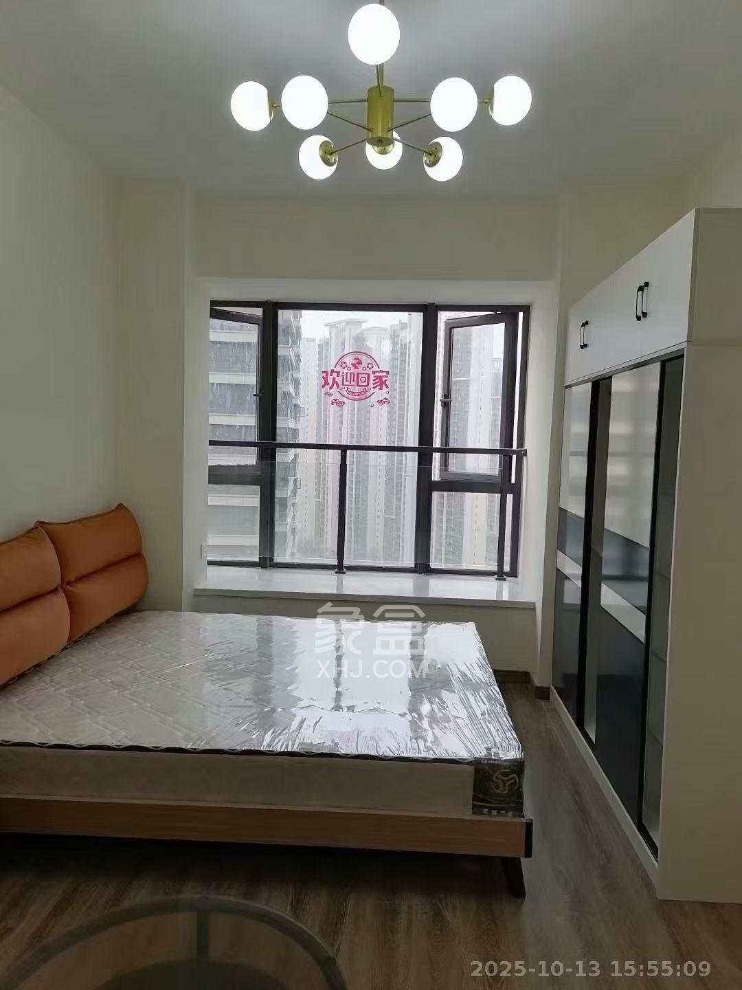 卓越浅水湾  1室1厅1卫    1400.0元/月 卓越浅水湾  1室1厅1卫    1400.0元/月