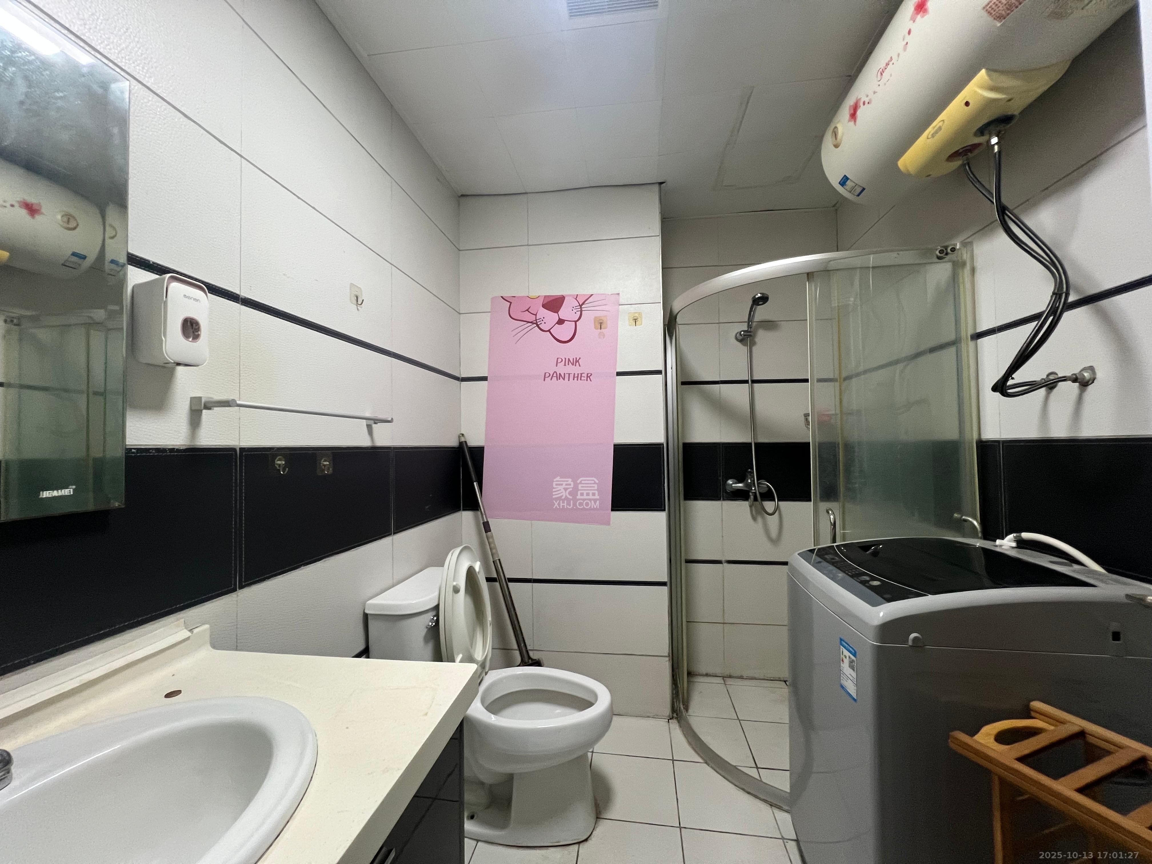 昊天大厦  1室1厅1卫    1700.0元/月室内图