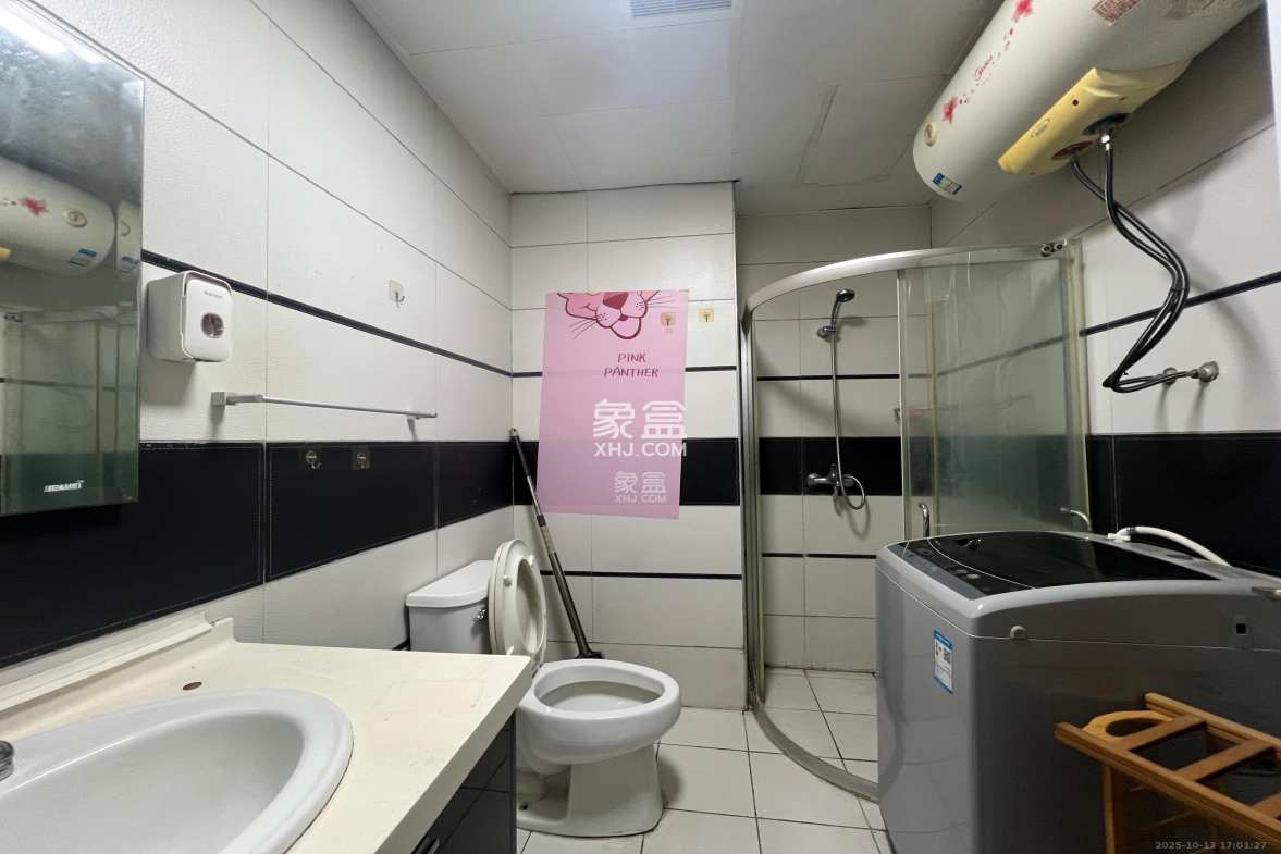 昊天大厦 1室1厅1卫 1700.0元/月 昊天大厦 1室1厅1卫 1700.0元/月室内图