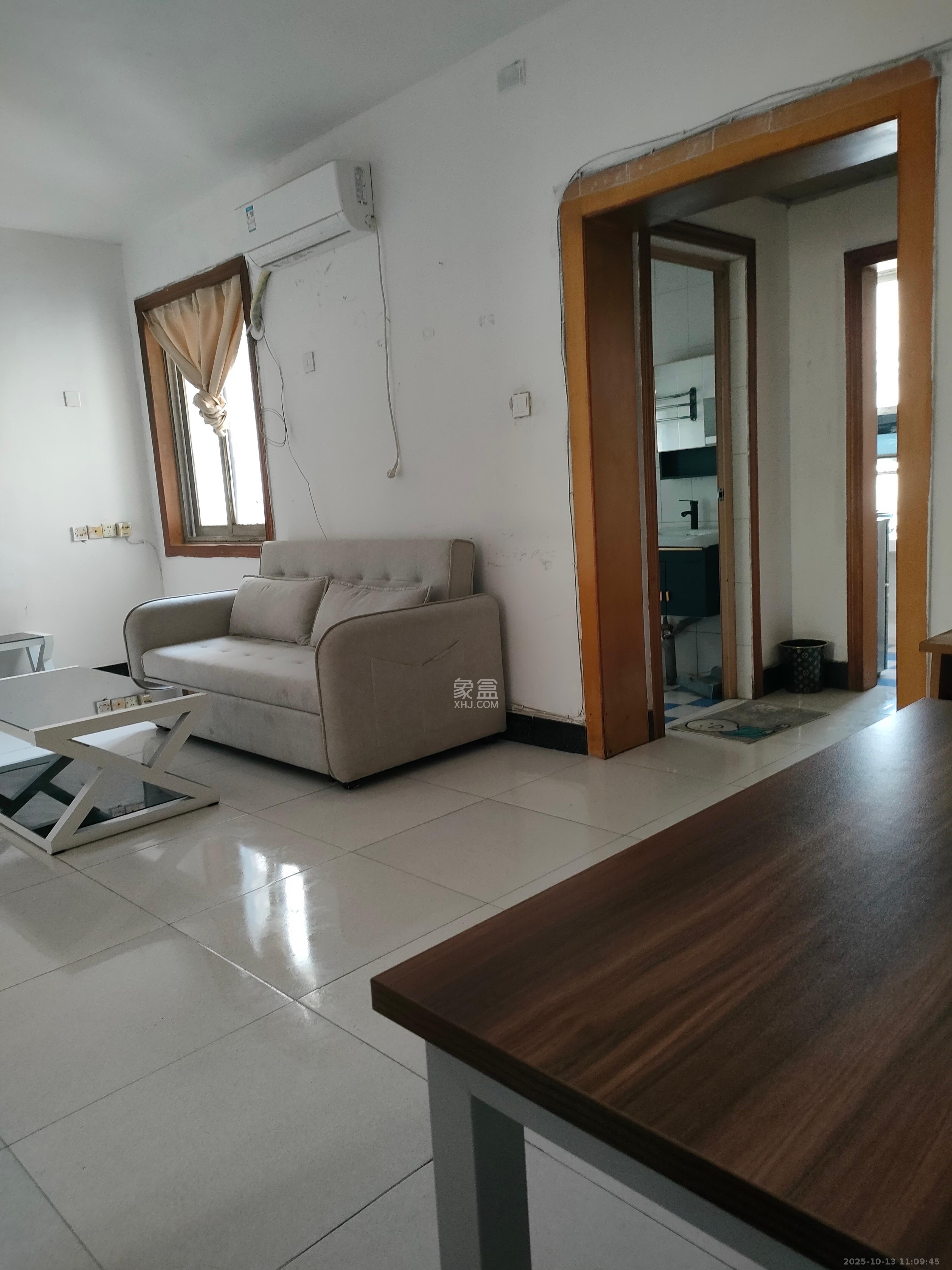 振湘小区  2室1厅1卫    1000.0元/月 振湘小区  2室1厅1卫    1000.0元/月