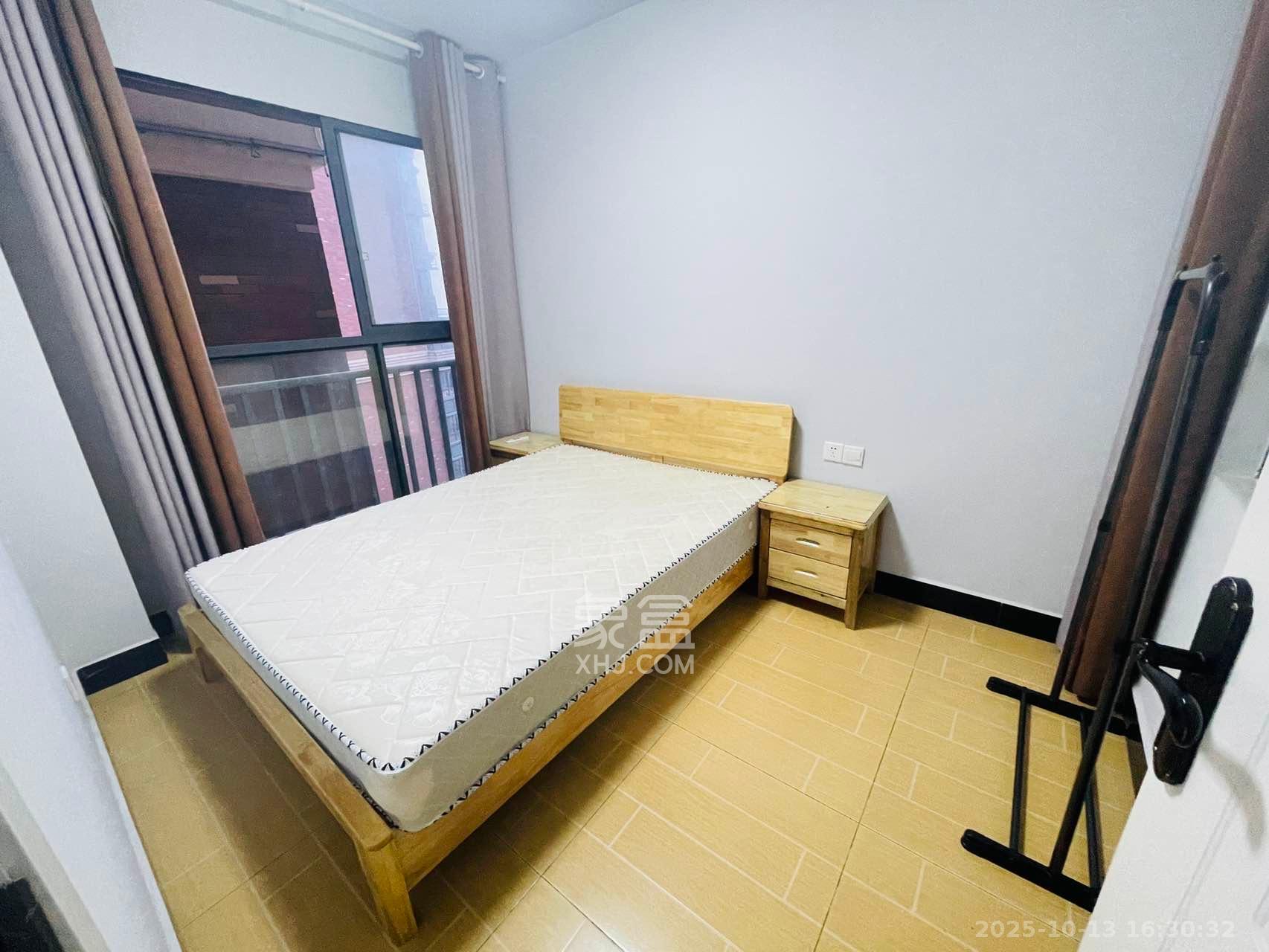 半山壹号 3室2厅2卫 2800.0元/月 半山壹号 3室2厅2卫 2800.0元/月室内图