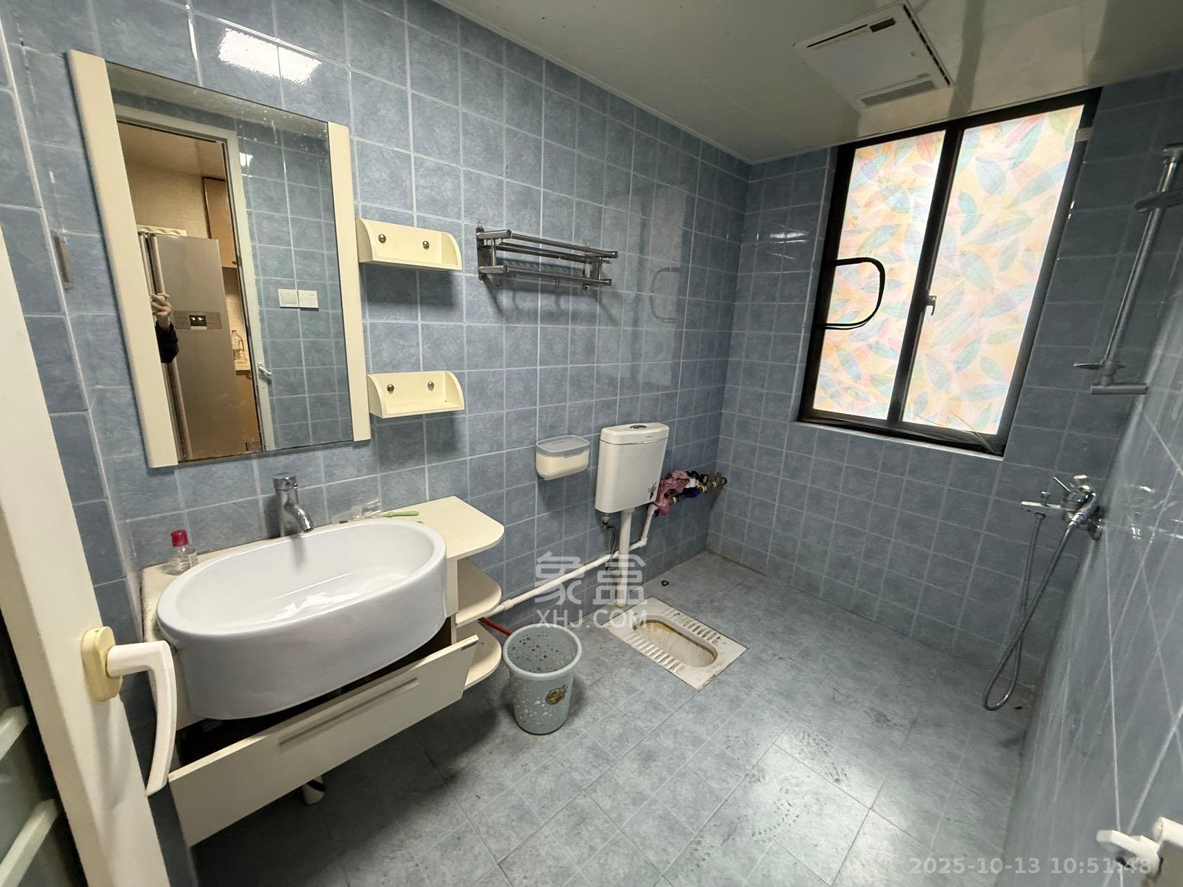 保利花园  3室2厅2卫    2500.0元/月 保利花园  3室2厅2卫    2500.0元/月室内图