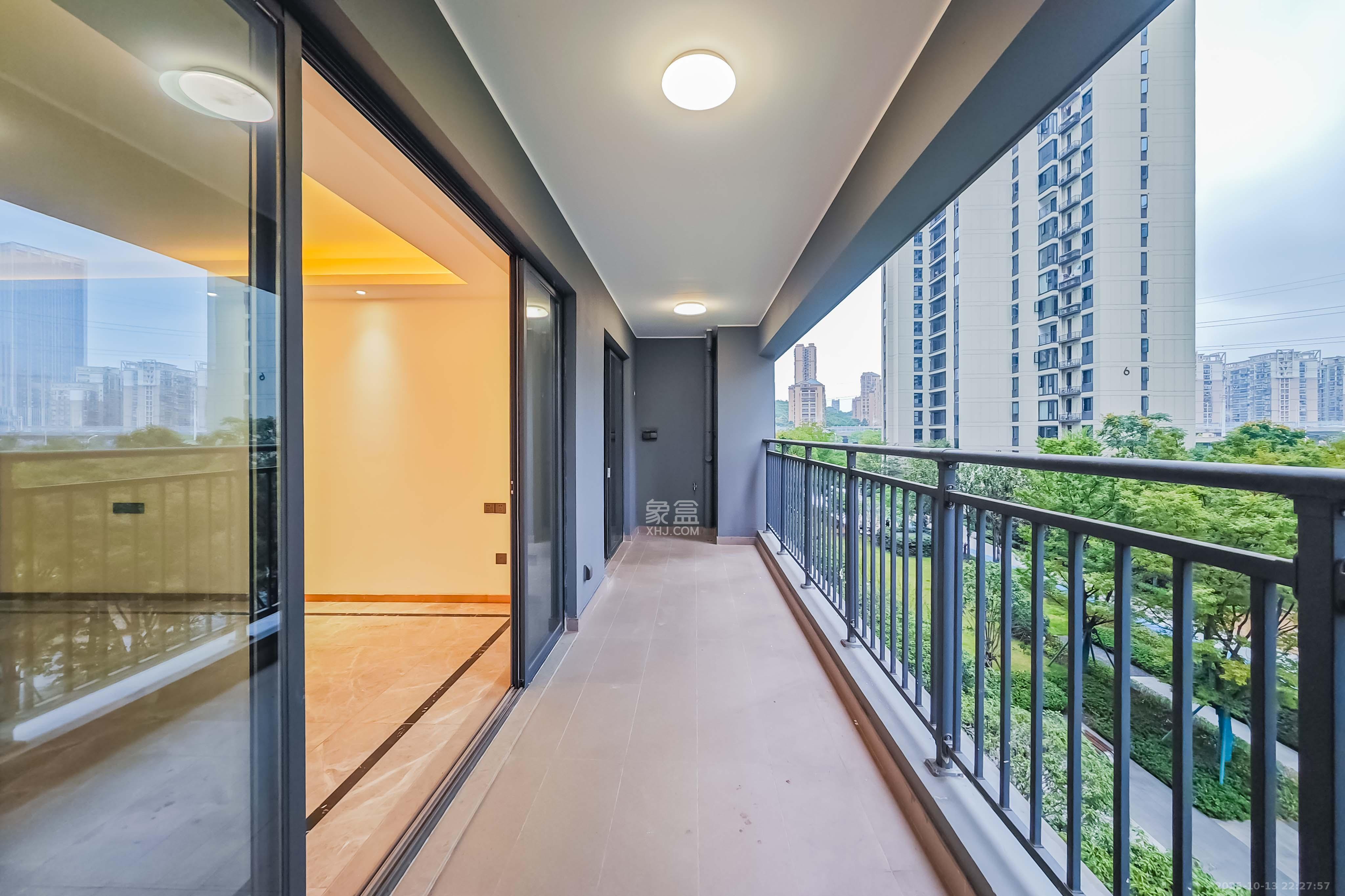 旭辉雨花郡  4室2厅2卫    218.8万 旭辉雨花郡  4室2厅2卫    218.8万其他