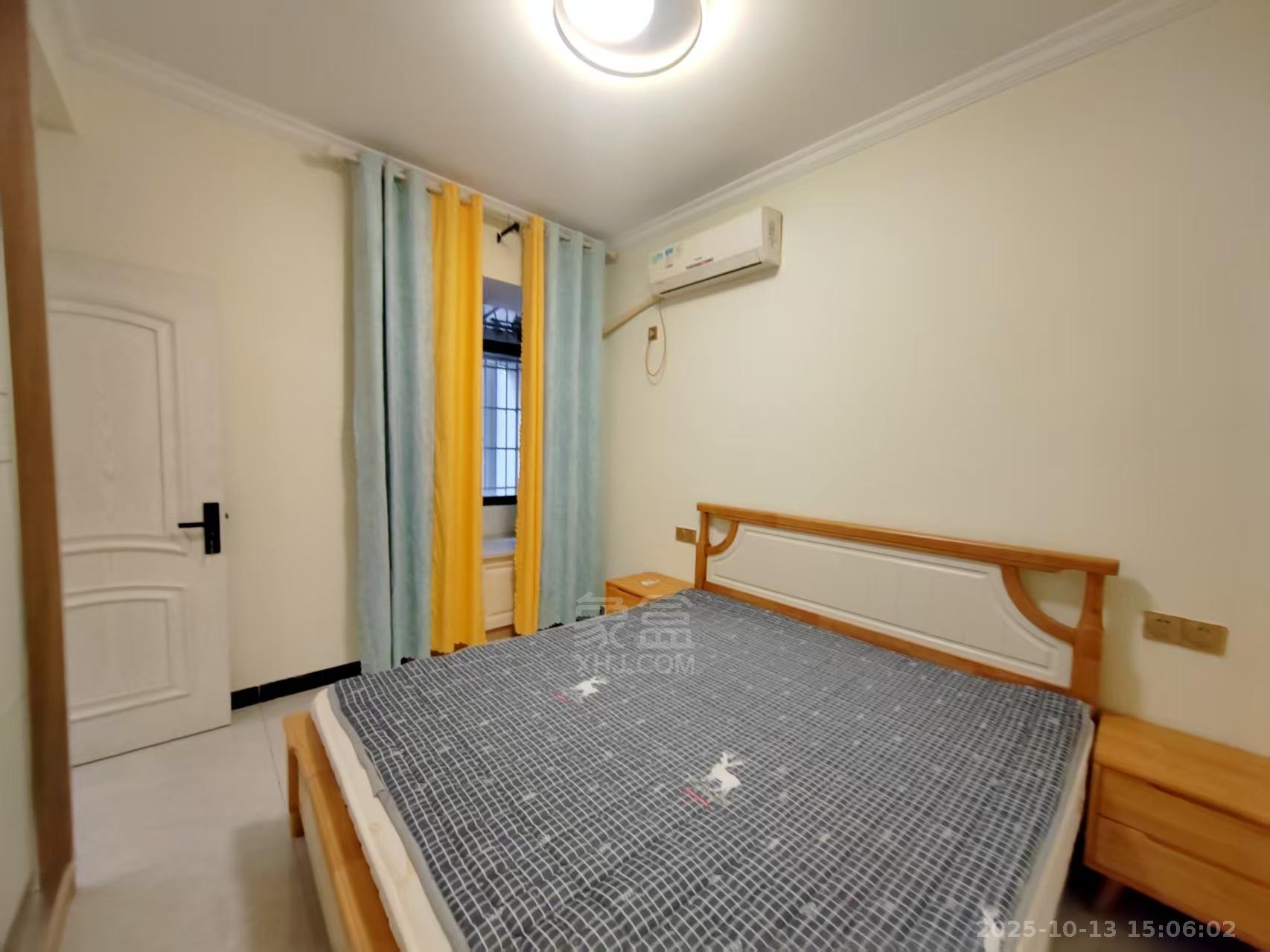 流金岁月-华晨国际  2室2厅1卫    2300.0元/月室内图