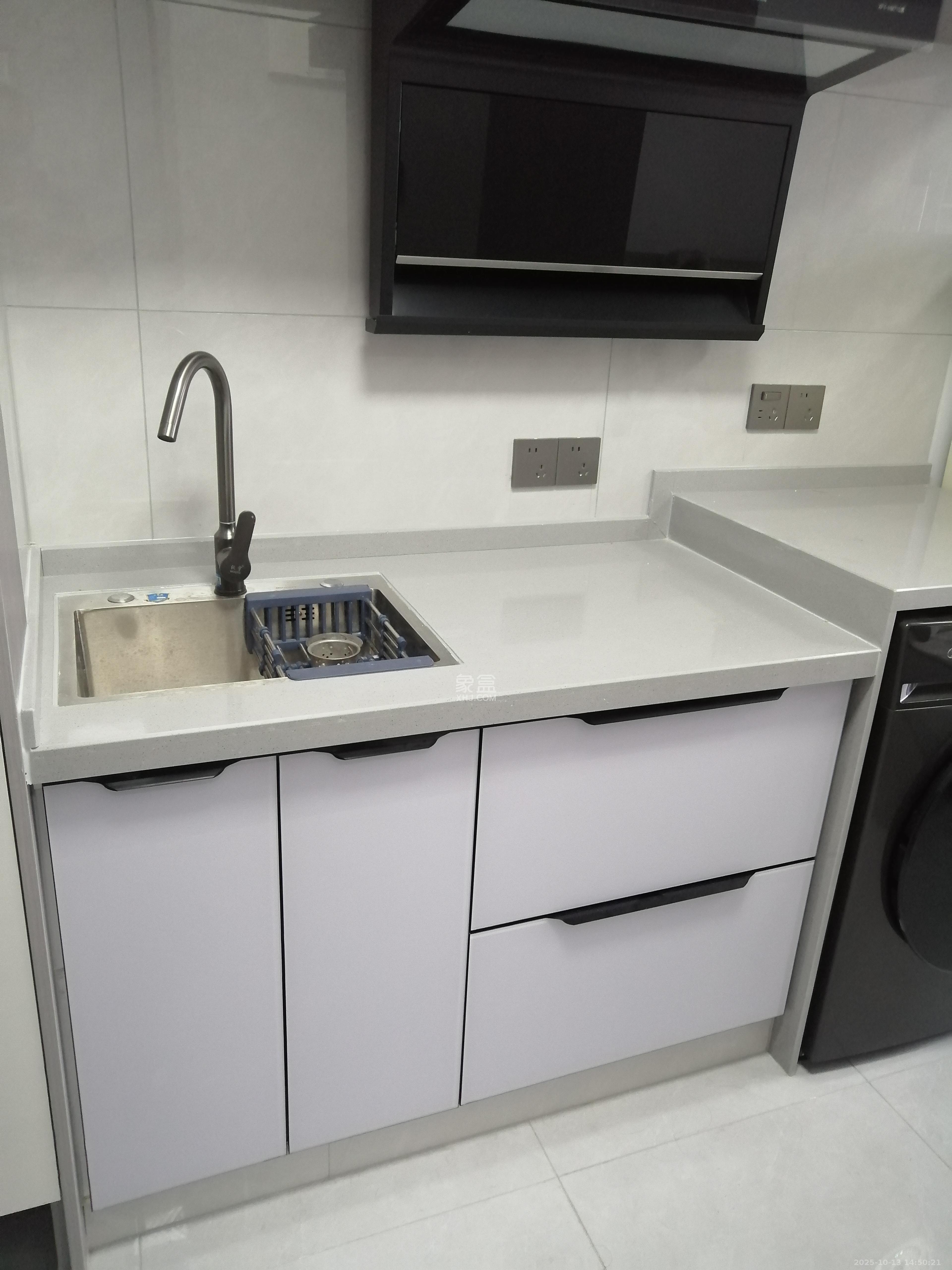 鄱阳汇金中心 1室0厅0卫 1200.0元/月 鄱阳汇金中心 1室0厅0卫 1200.0元/月室内图