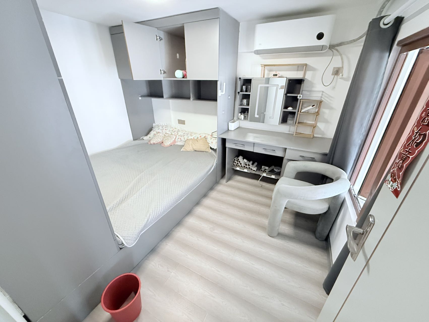 金龙城市广场二期  3室2厅2卫    3800.0元/月室内图