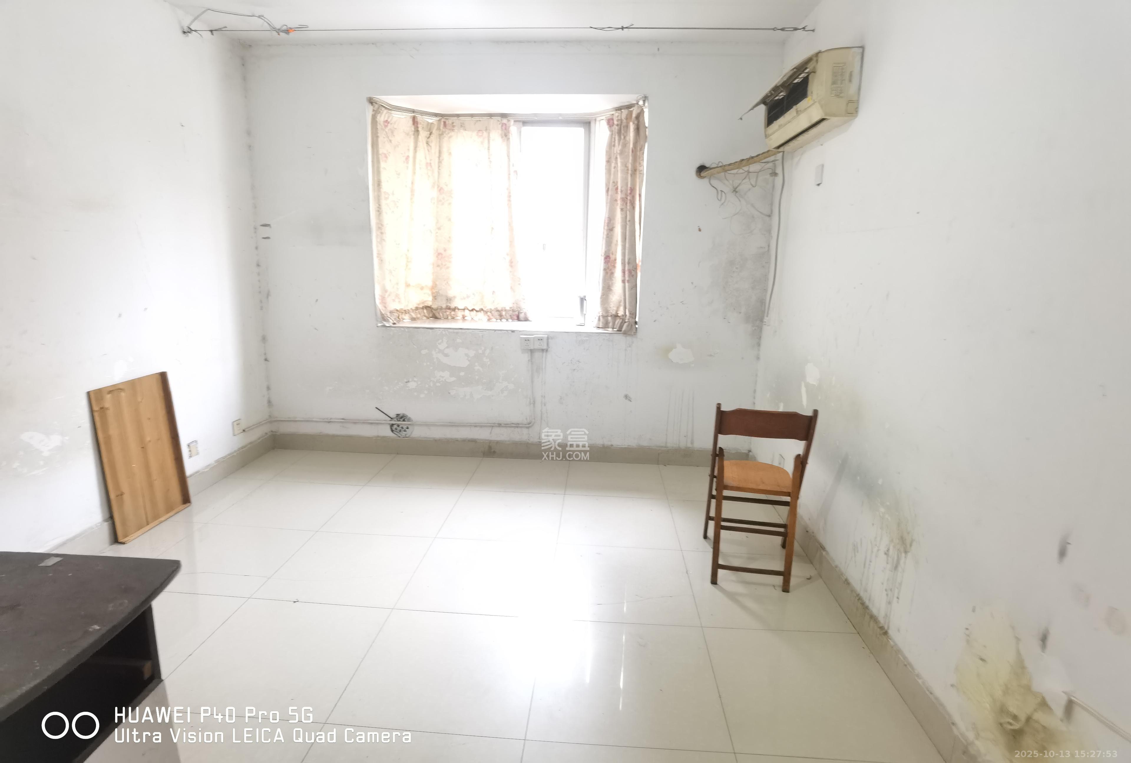 涂北社区-涂北新村  1室2厅1卫    2300.0元/月室内图