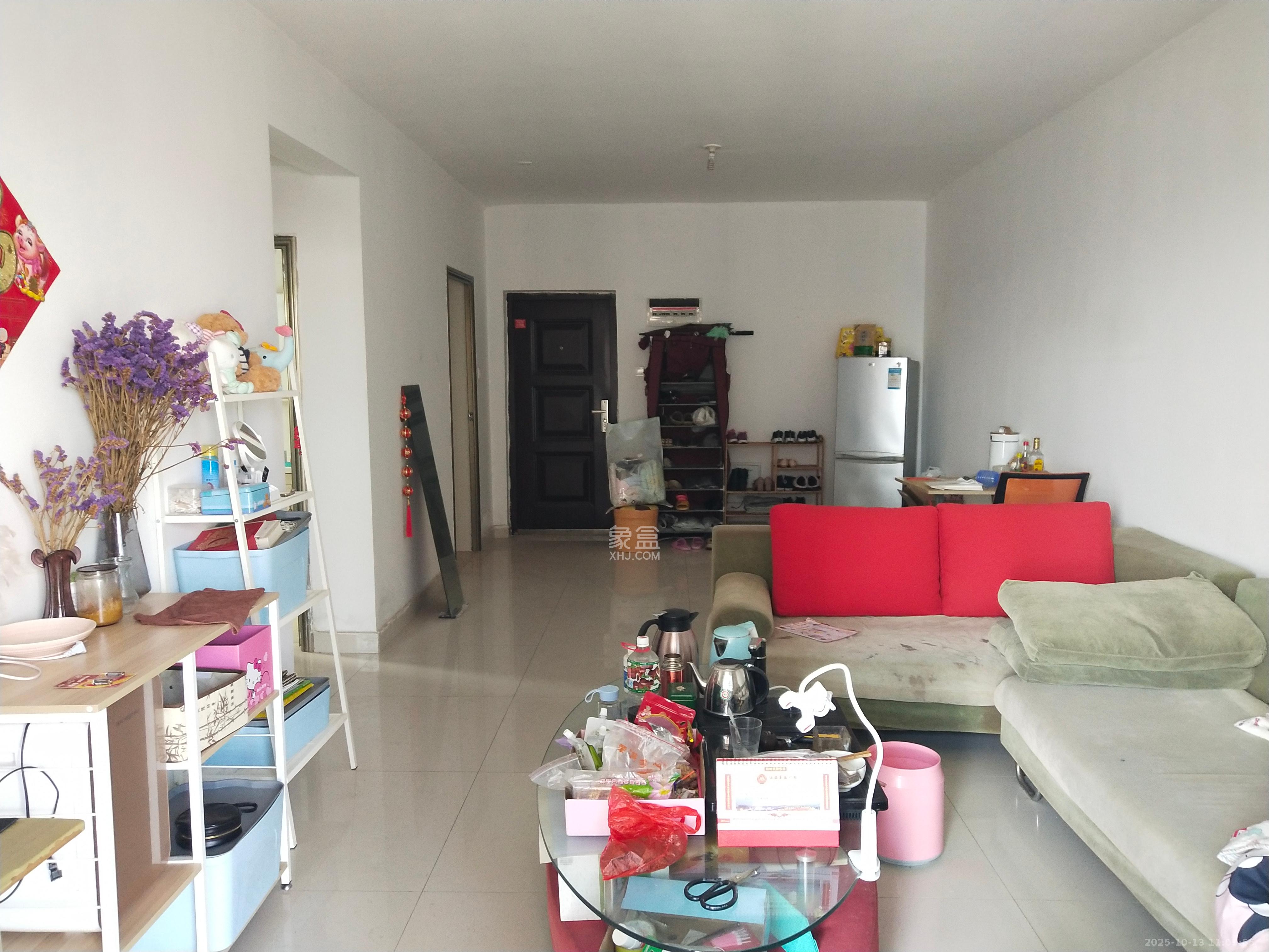 华城广场  2室1厅1卫    2700.0元/月室内图