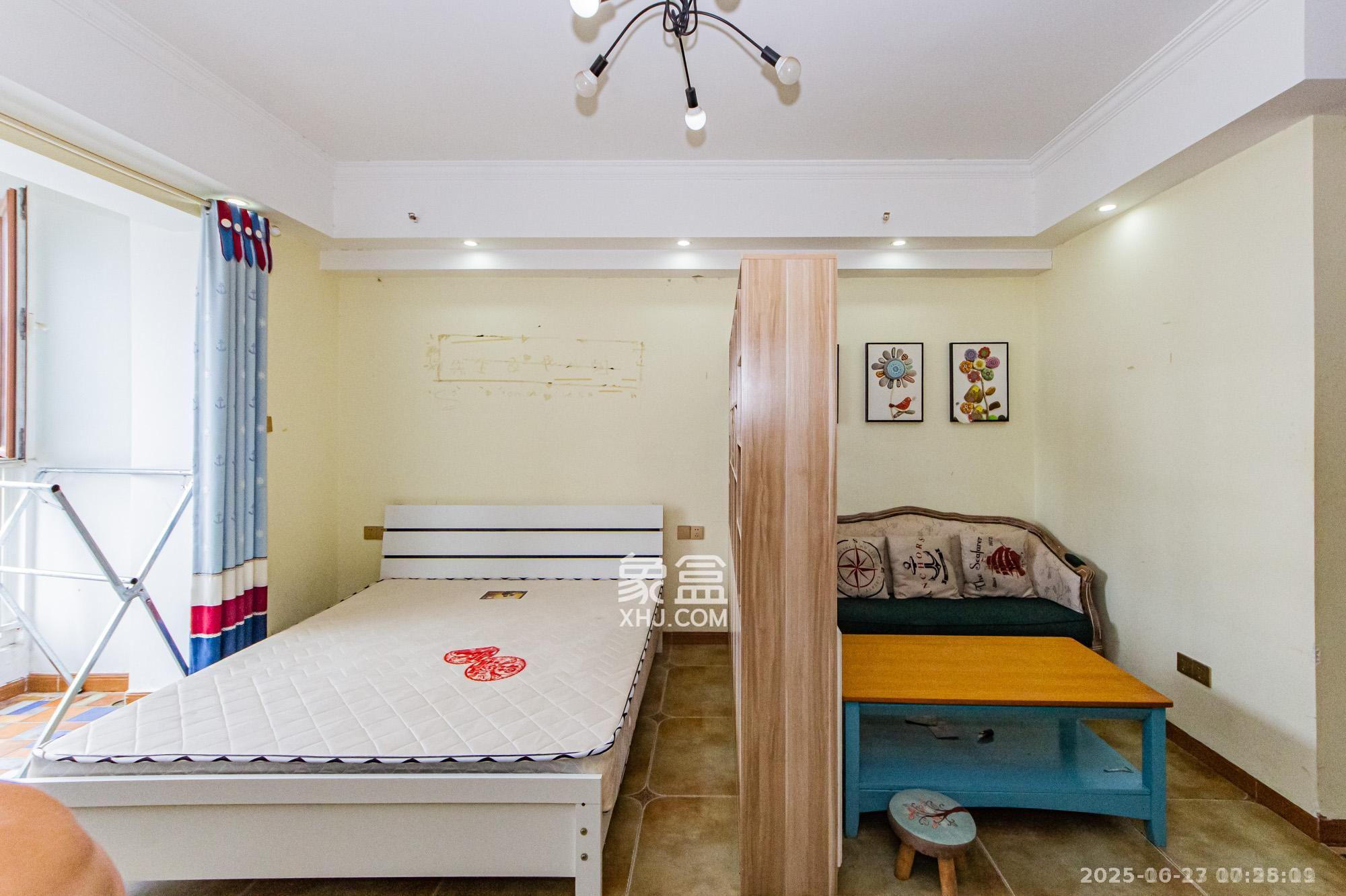 北辰三角洲E4区 1室1厅1卫 1800.0元/月 北辰三角洲E4区 1室1厅1卫 1800.0元/月室内图