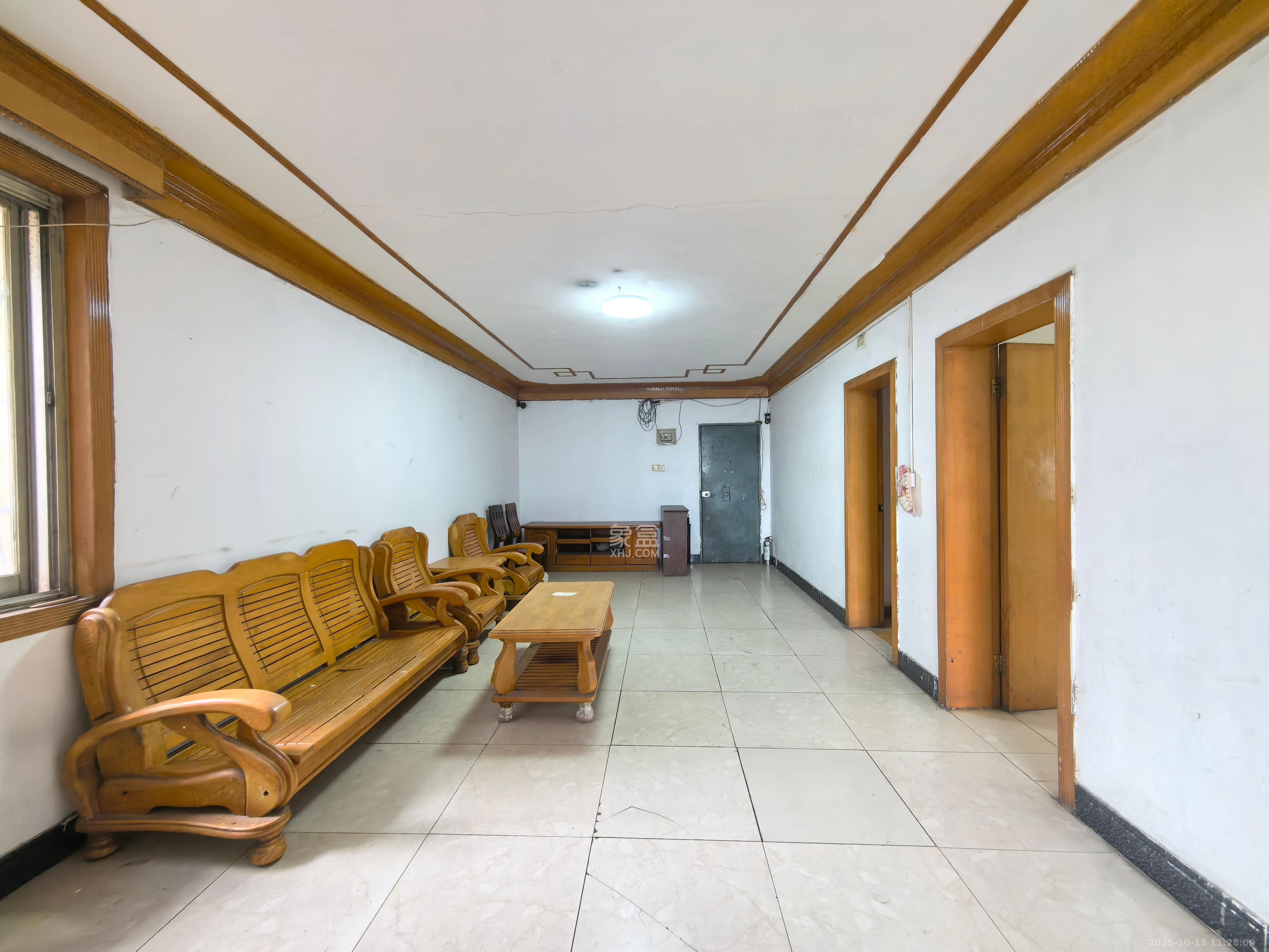 新天小区 3室2厅1卫 1200.0元/月 新天小区 3室2厅1卫 1200.0元/月室内图