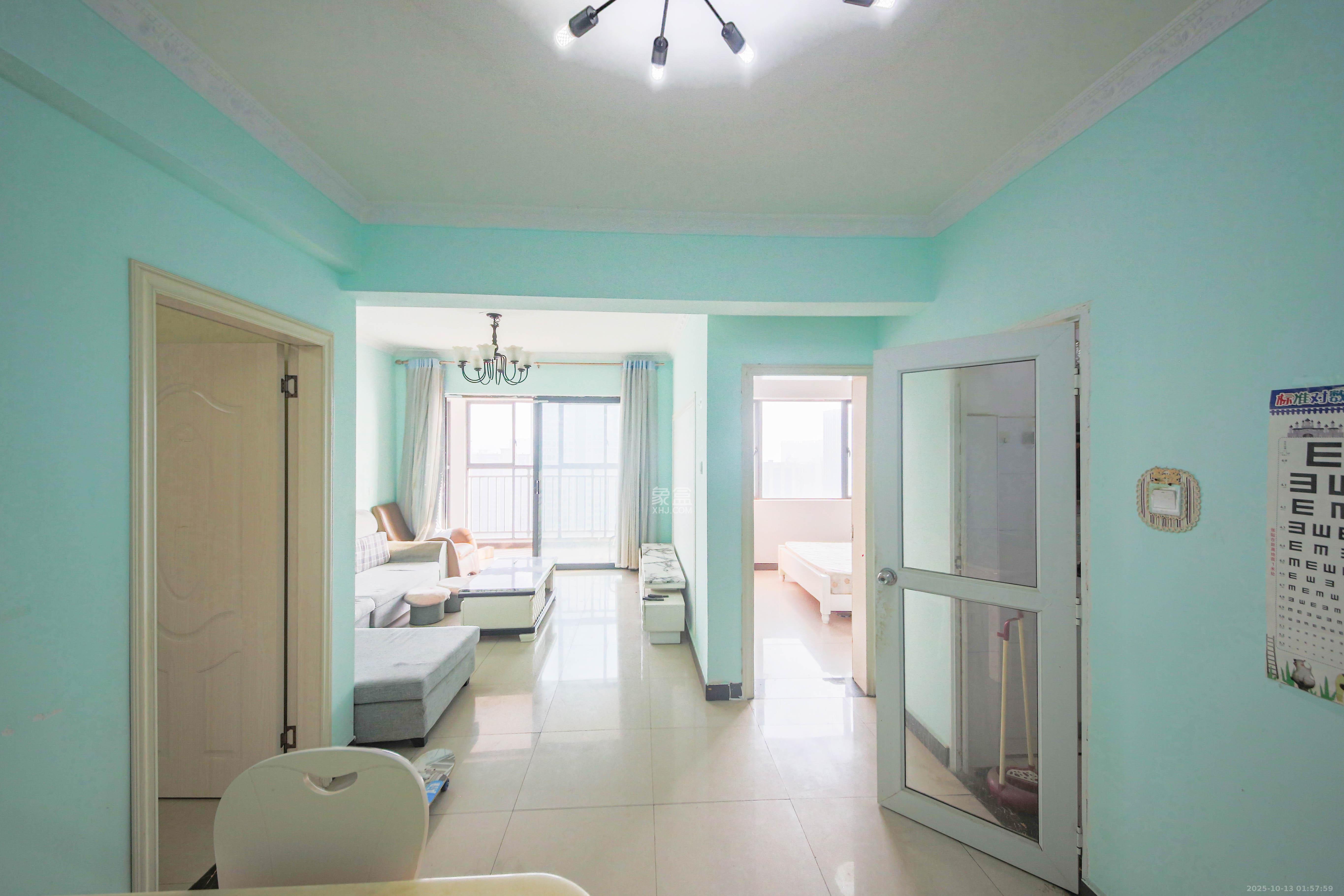 兴隆景苑  2室2厅1卫    65.0万客厅