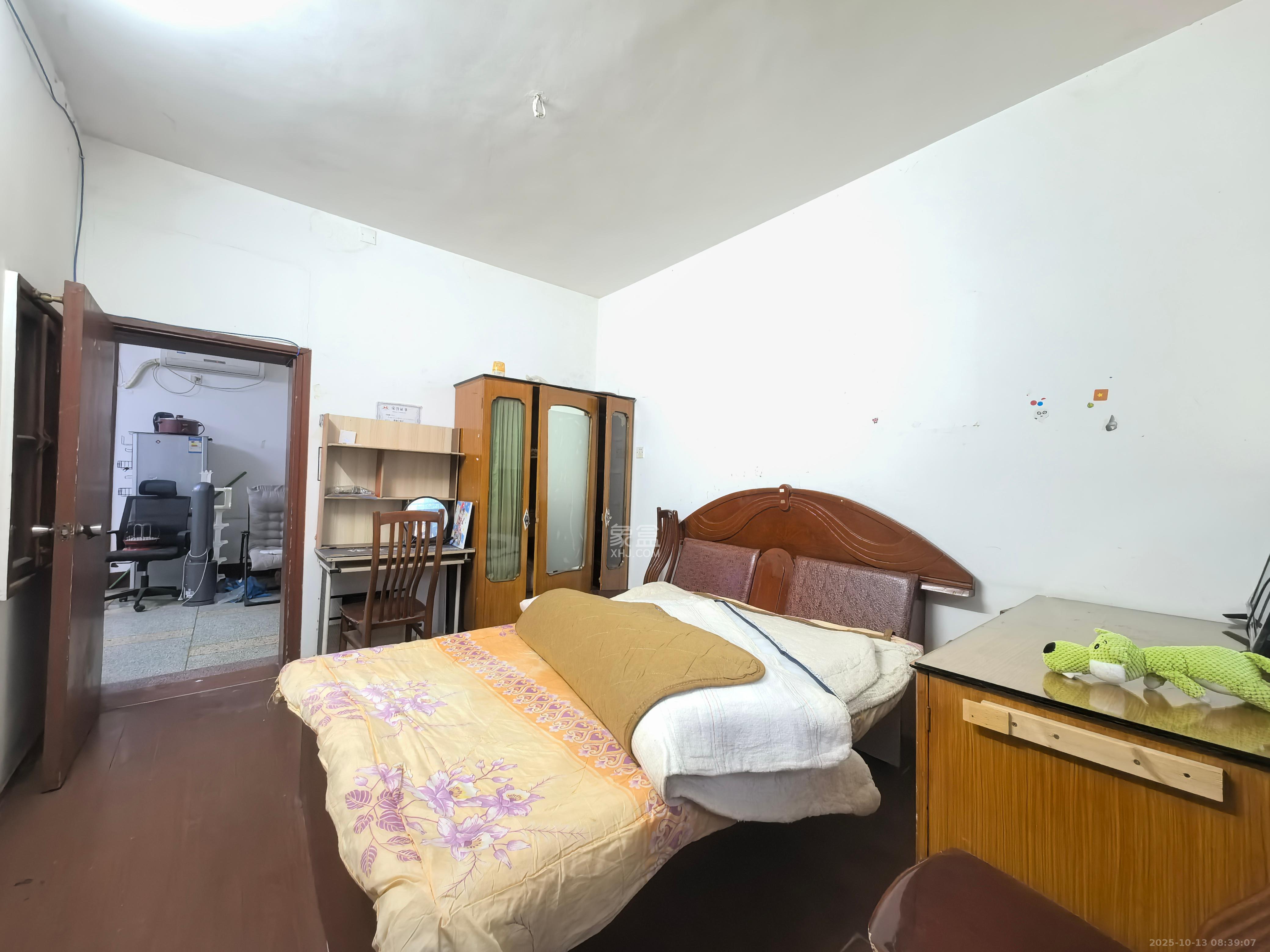 东风二村社区房  2室1厅1卫    1600.0元/月室内图