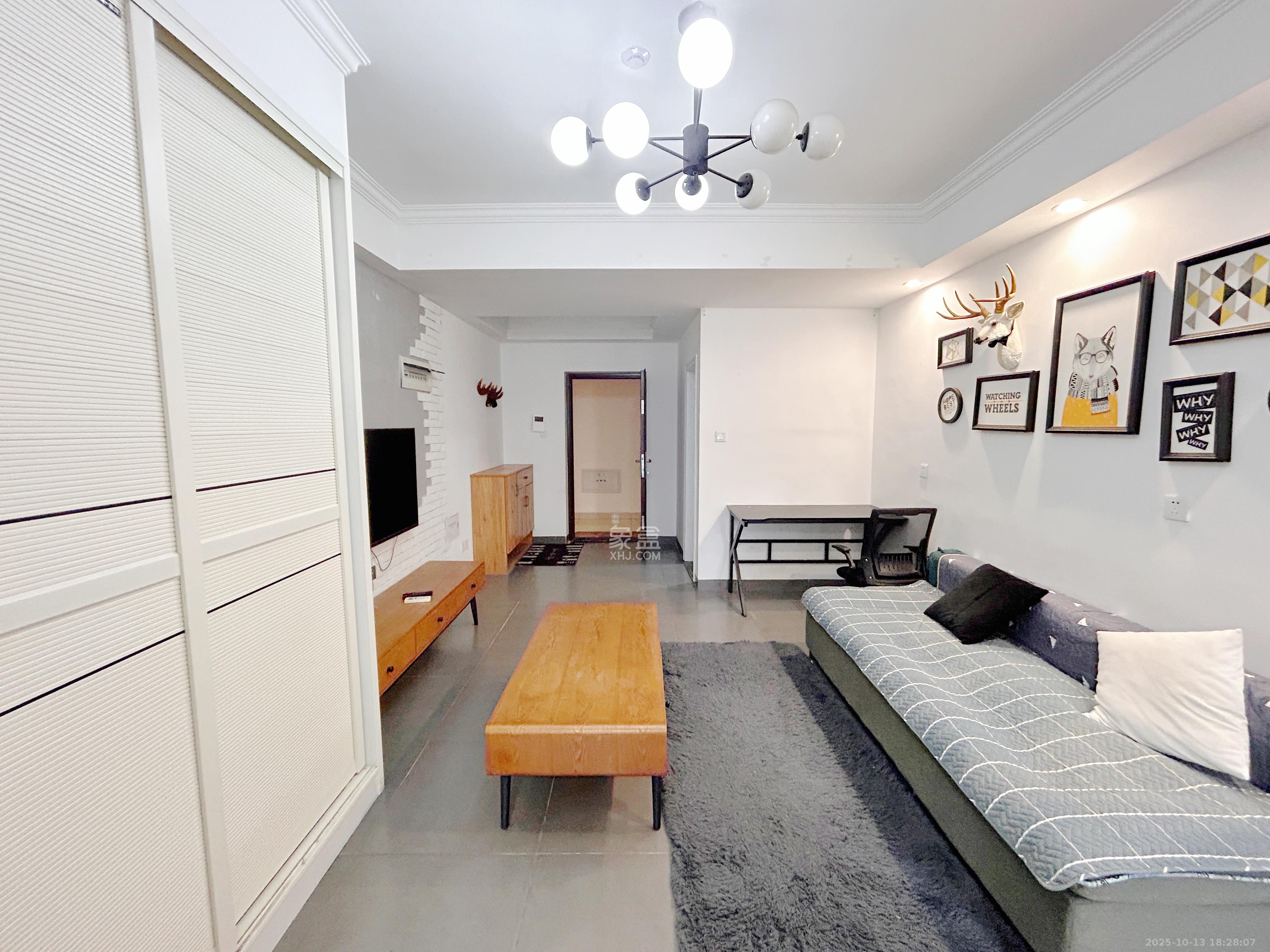 欧亚达国际广场  1室1厅1卫    2000.0元/月室内图