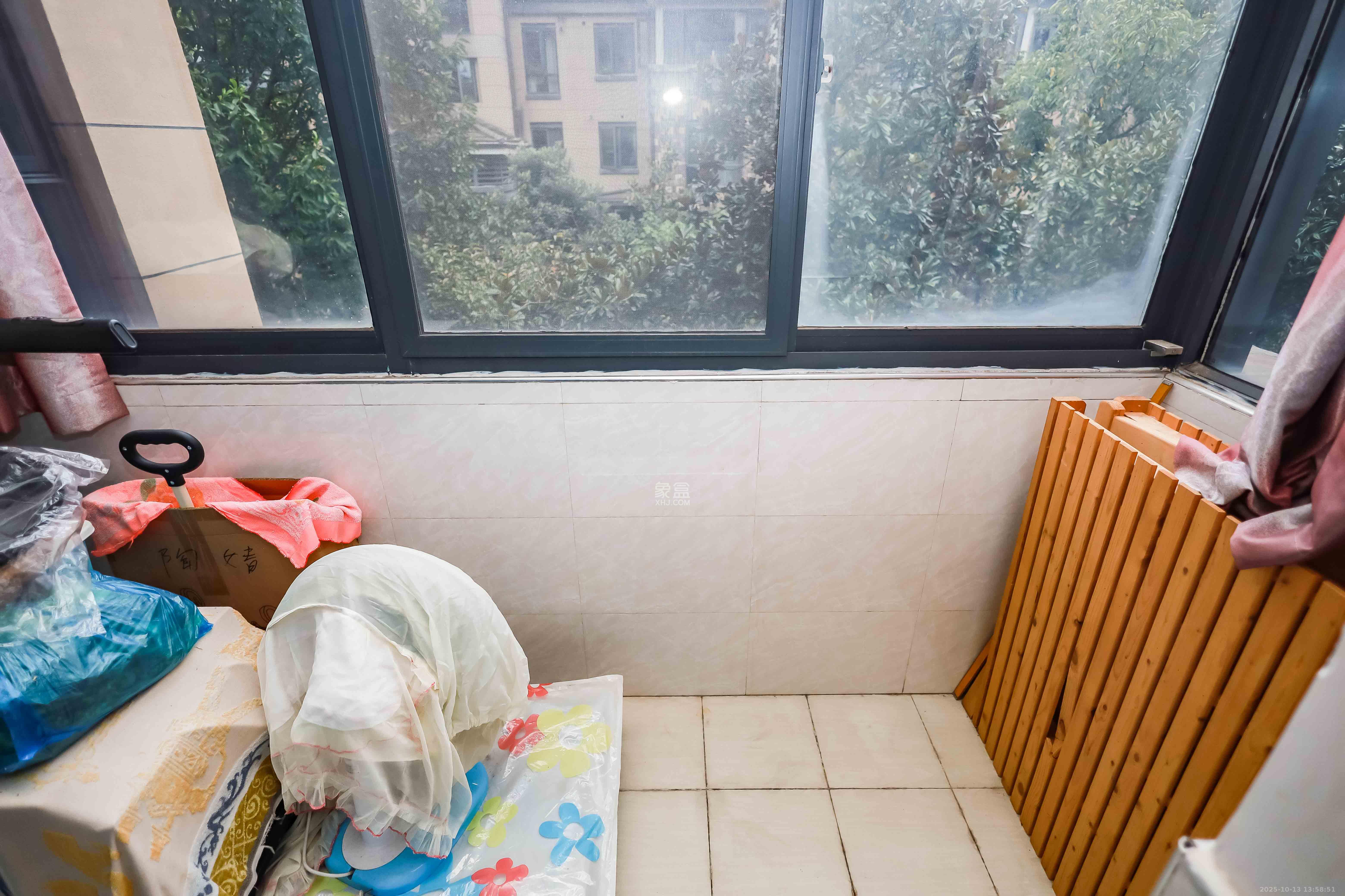 天麓尚层  3室2厅2卫    148.0万 天麓尚层  3室2厅2卫    148.0万阳台