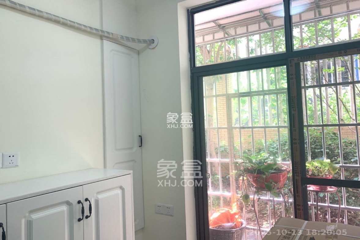 丰园城(鄱阳小区二期) 1室1厅1卫 1100.0元/月 丰园城(鄱阳小区二期) 1室1厅1卫 1100.0元/月室内图