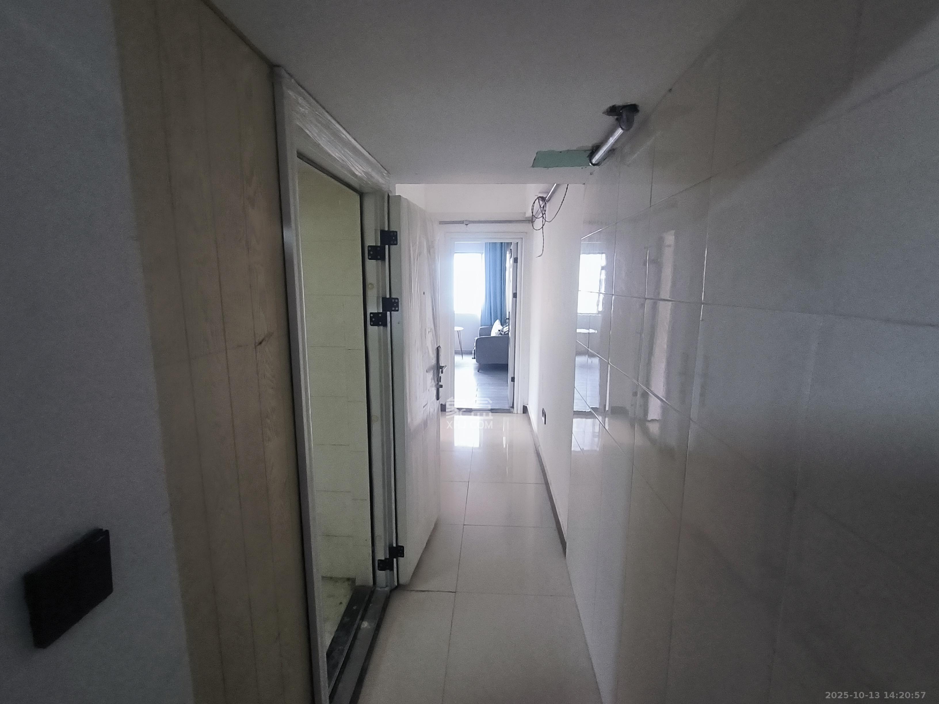 蚂蚁工房  2室1厅1卫    2700.0元/月 蚂蚁工房  2室1厅1卫    2700.0元/月