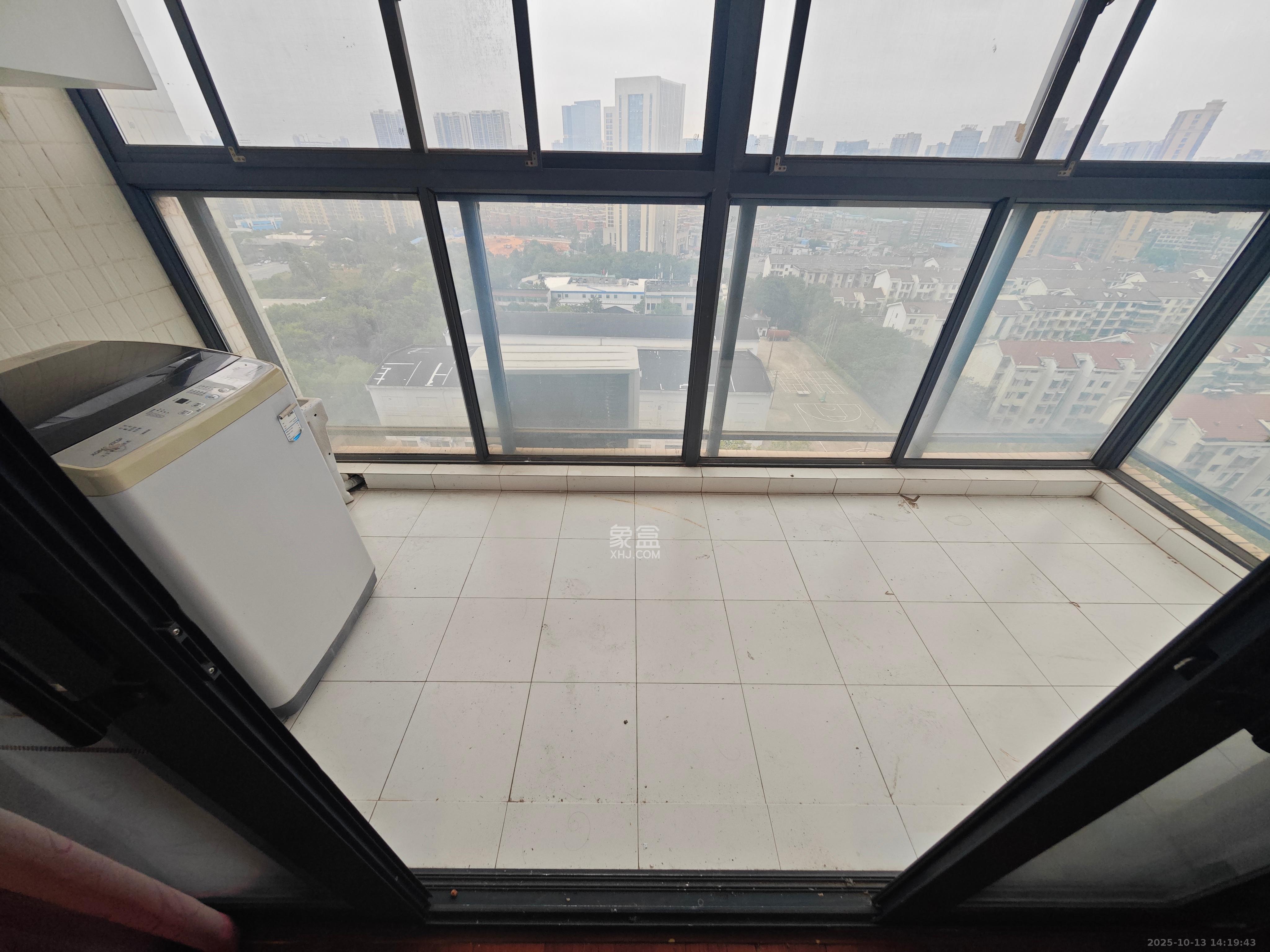 城南故事家园  2室2厅1卫    1800.0元/月 城南故事家园  2室2厅1卫    1800.0元/月室内图