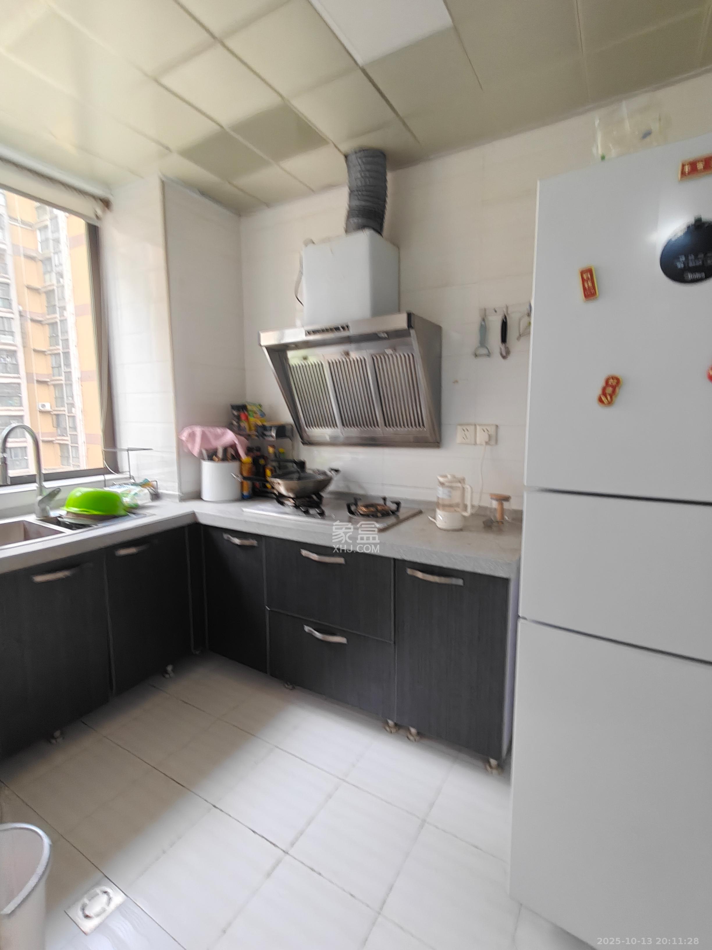 锦湘国际星城三期(锦绣苑)  1室1厅1卫    1850.0元/月 锦湘国际星城三期(锦绣苑)  1室1厅1卫    1850.0元/月