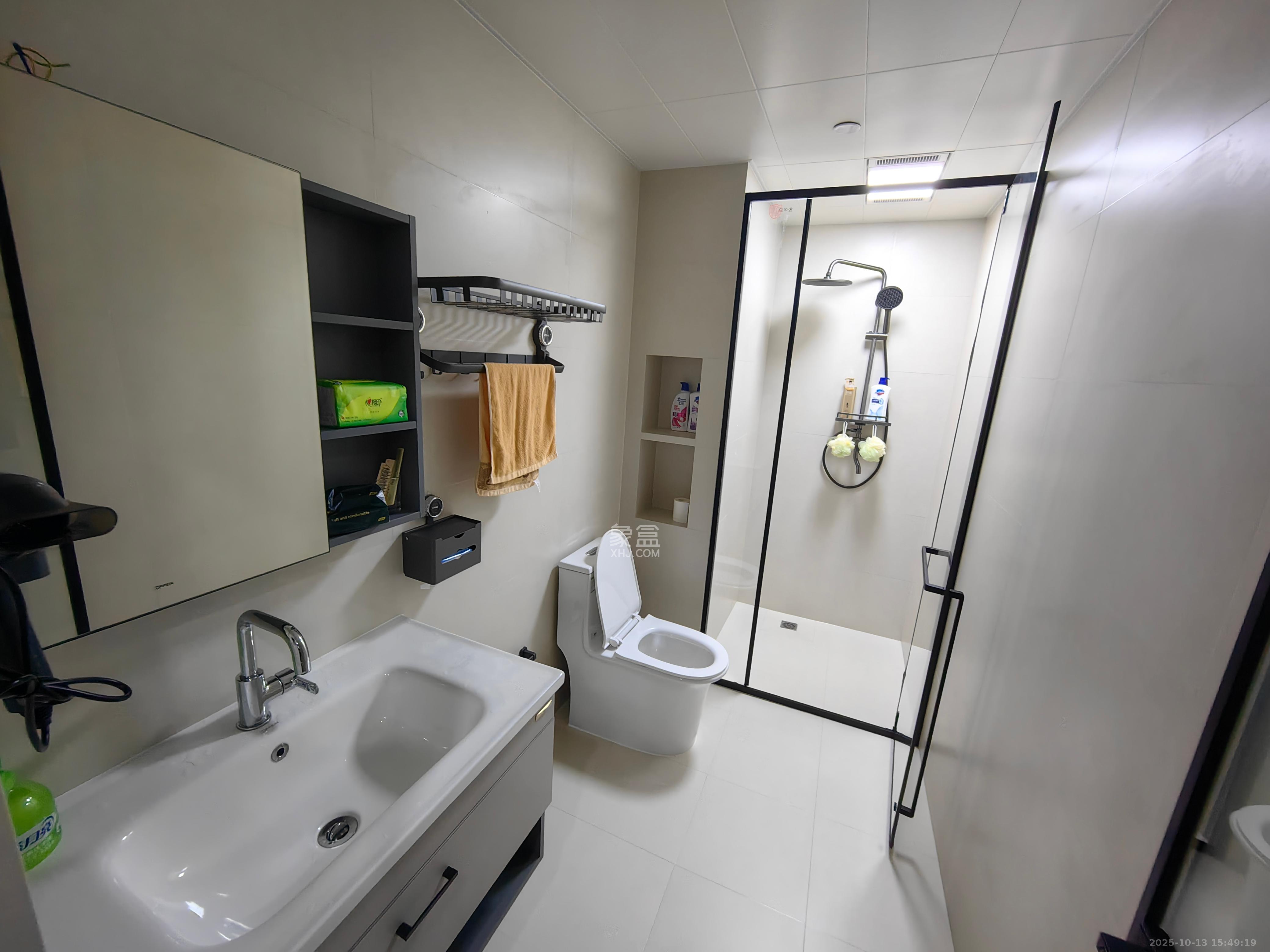 正荣梅溪紫阙台  4室2厅2卫    11000.0元/月室内图