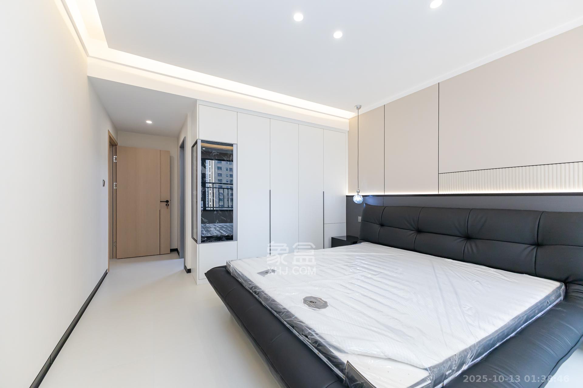 明发阅江悦府 4室2厅2卫 129.8万 明发阅江悦府 4室2厅2卫 129.8万卧室