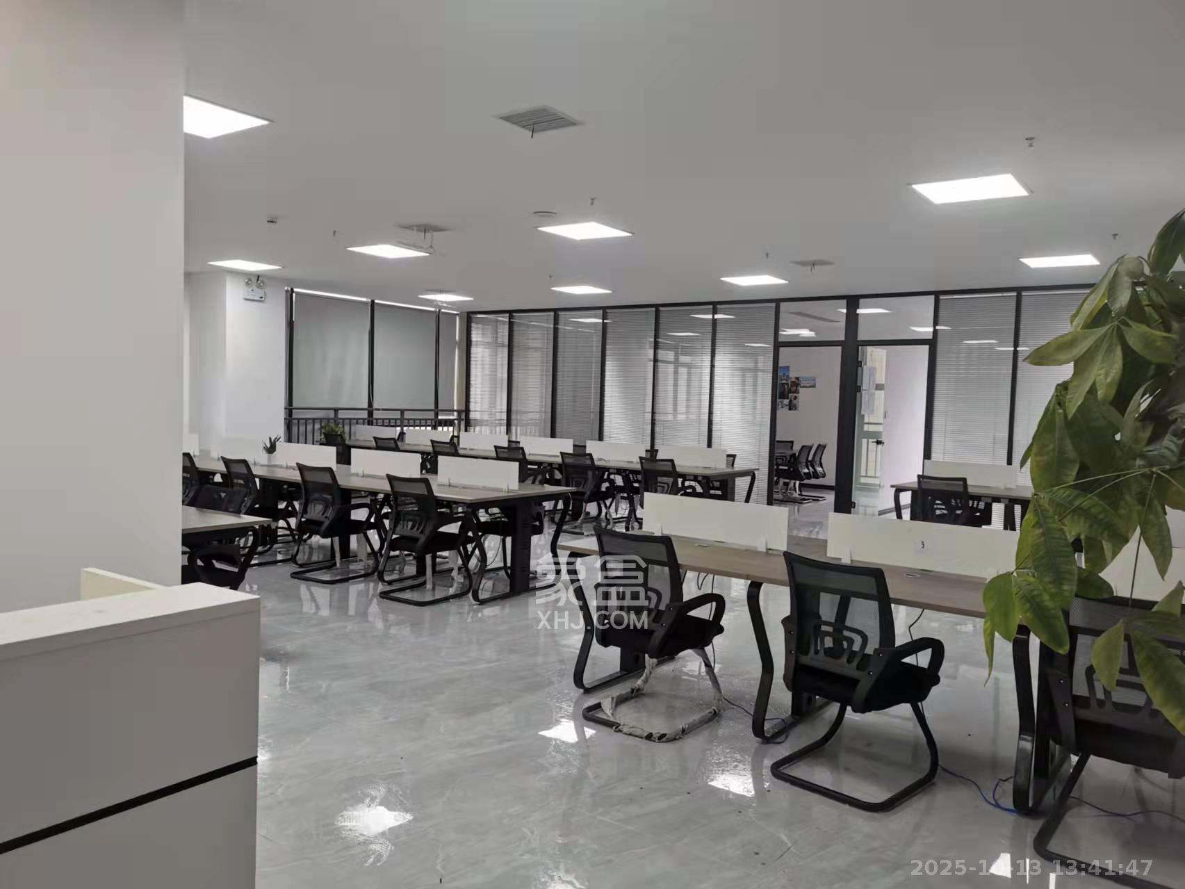 芯城科技园 5室0厅2卫 12000.0元/月 芯城科技园 5室0厅2卫 12000.0元/月室内图