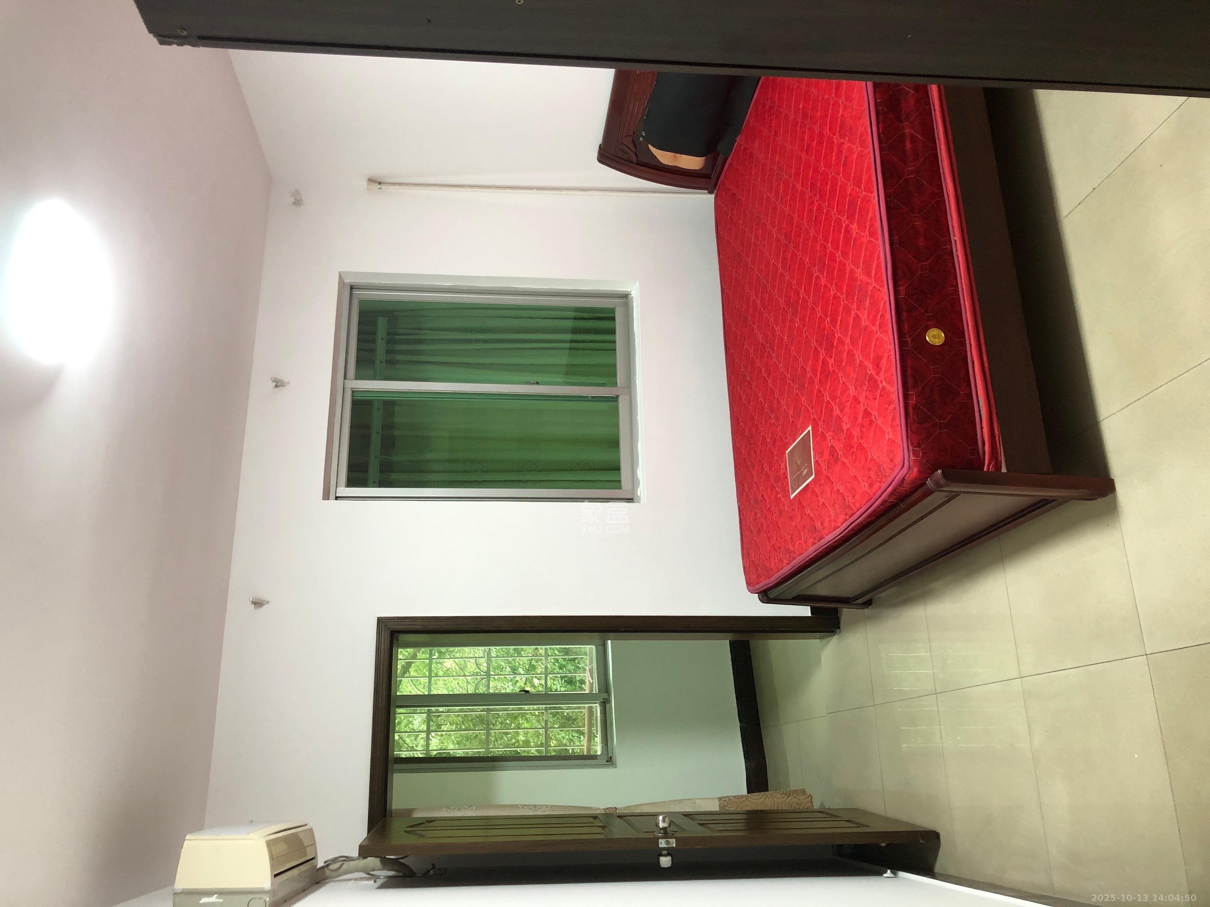 中南汽车世界  3室2厅1卫    1280.0元/月室内图