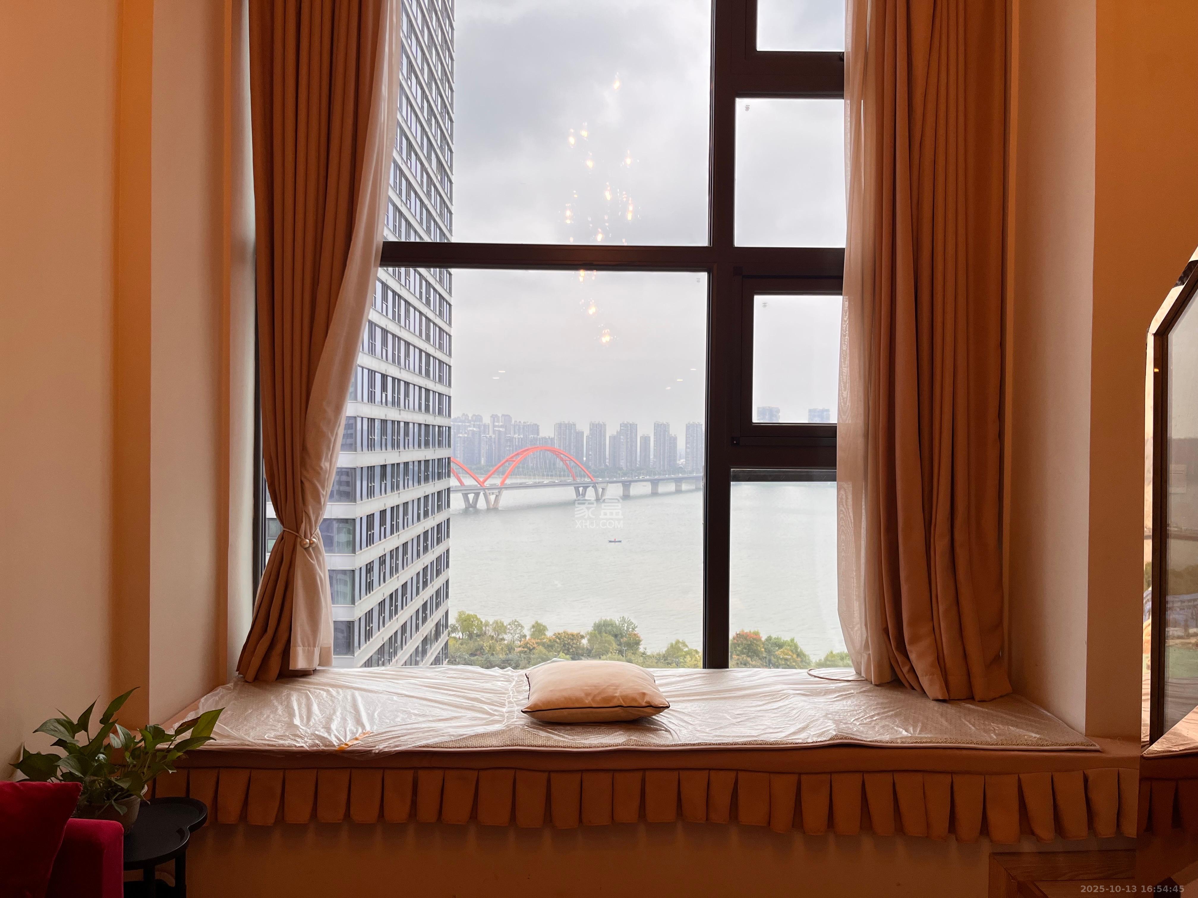 远洋外滩壹号 1室1厅1卫 2800.0元/月 远洋外滩壹号 1室1厅1卫 2800.0元/月室内图