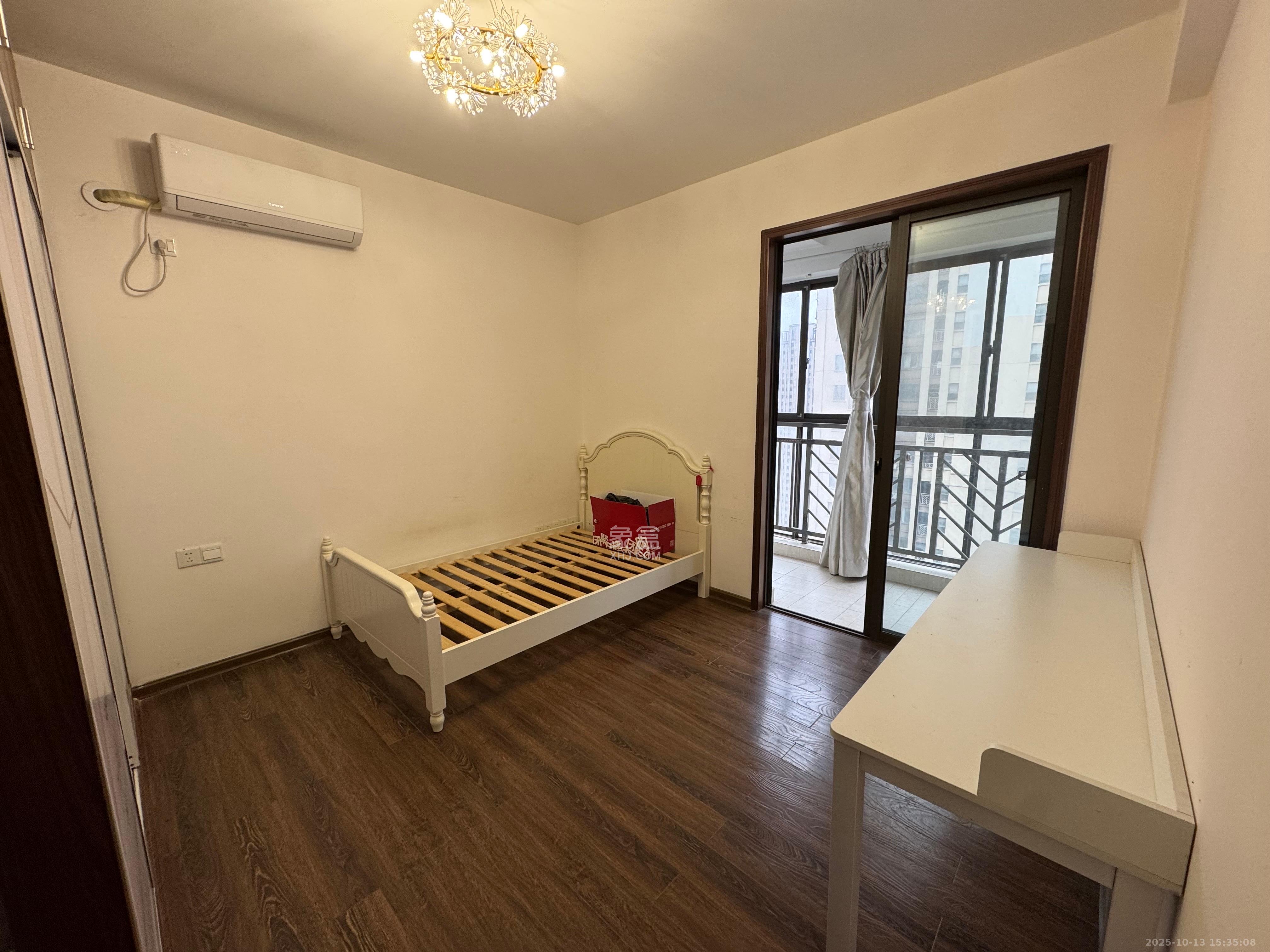 旭辉藏郡（藏郡、旭湘华府)  3室2厅1卫    2400.0元/月室内图