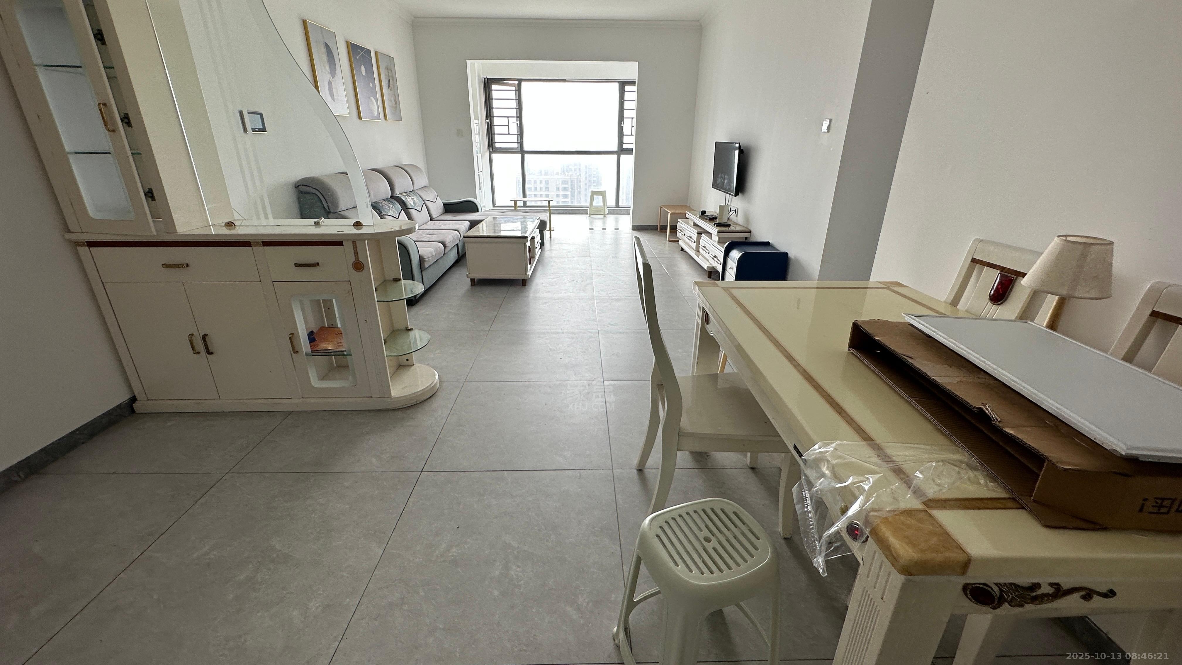 白金汉宫  3室2厅2卫    2000.0元/月室内图