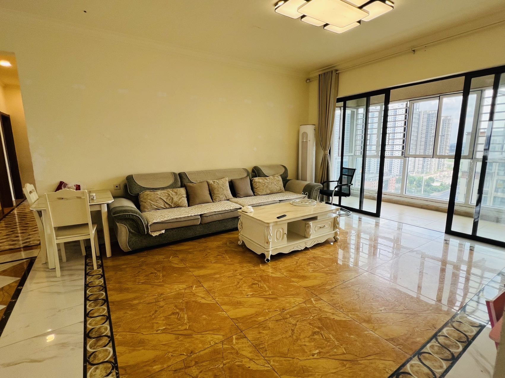 碧桂园 4室2厅2卫 92.8万 碧桂园 4室2厅2卫 92.8万户型图