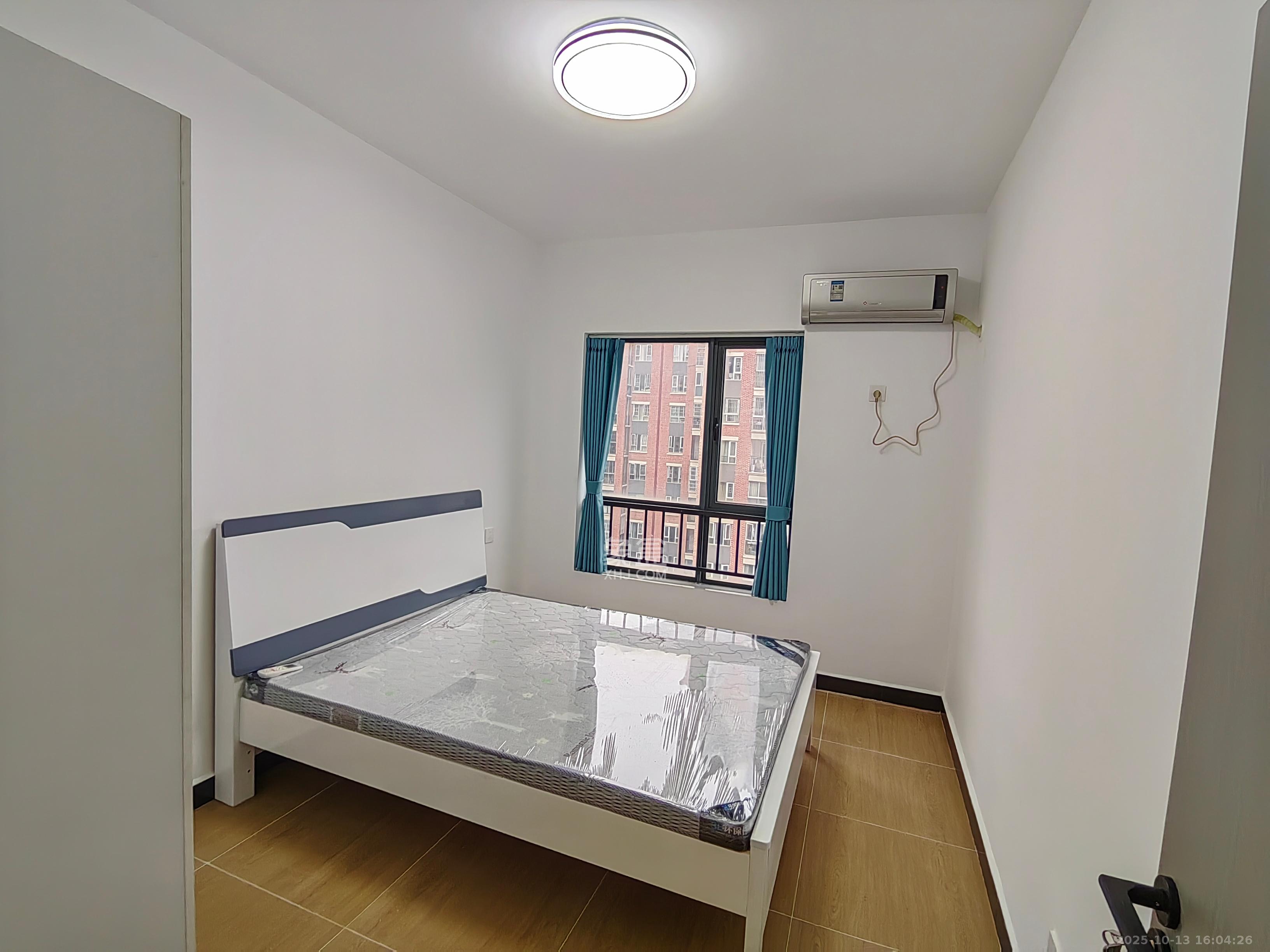 五矿紫湖香醍  4室2厅1卫    2700.0元/月室内图