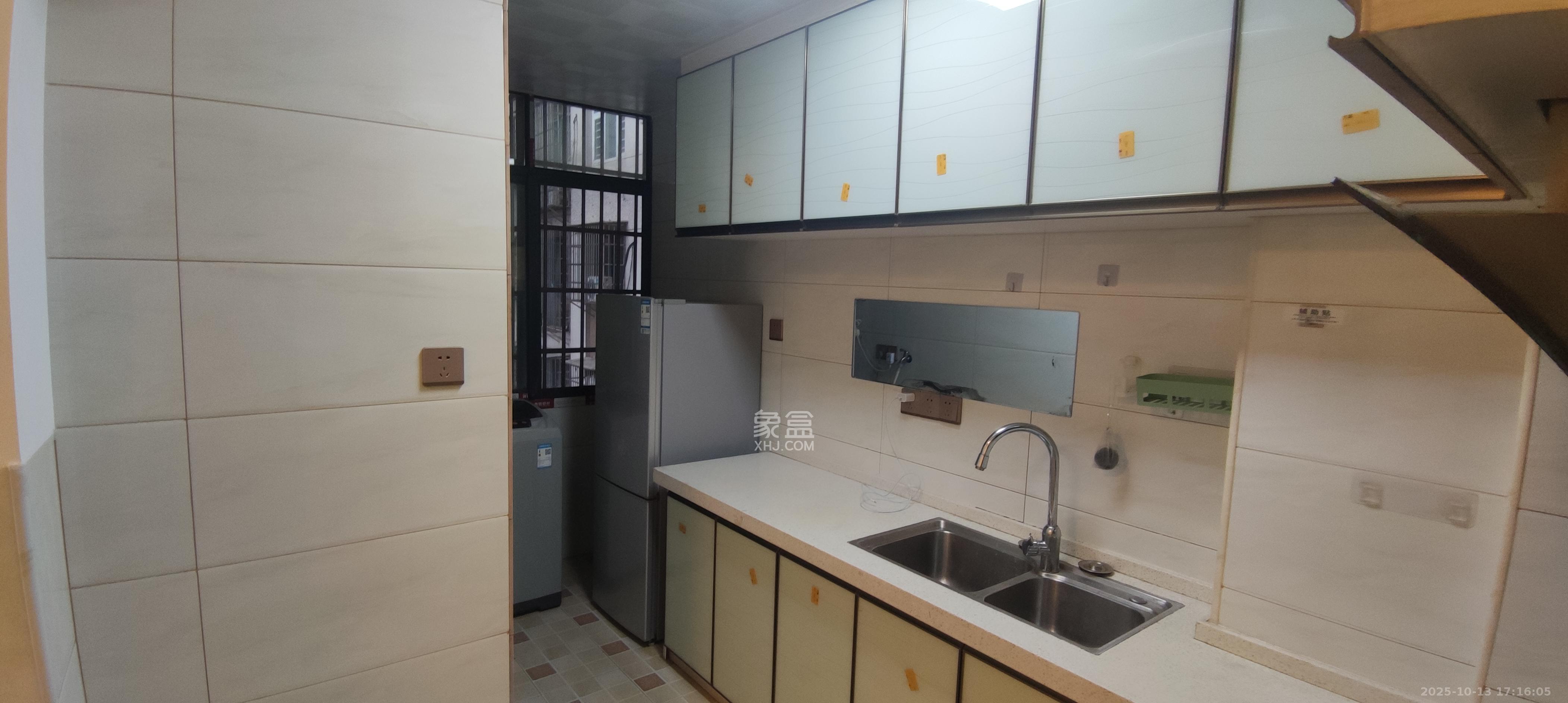 嘉顺苑  1室1厅1卫    1400.0元/月室内图