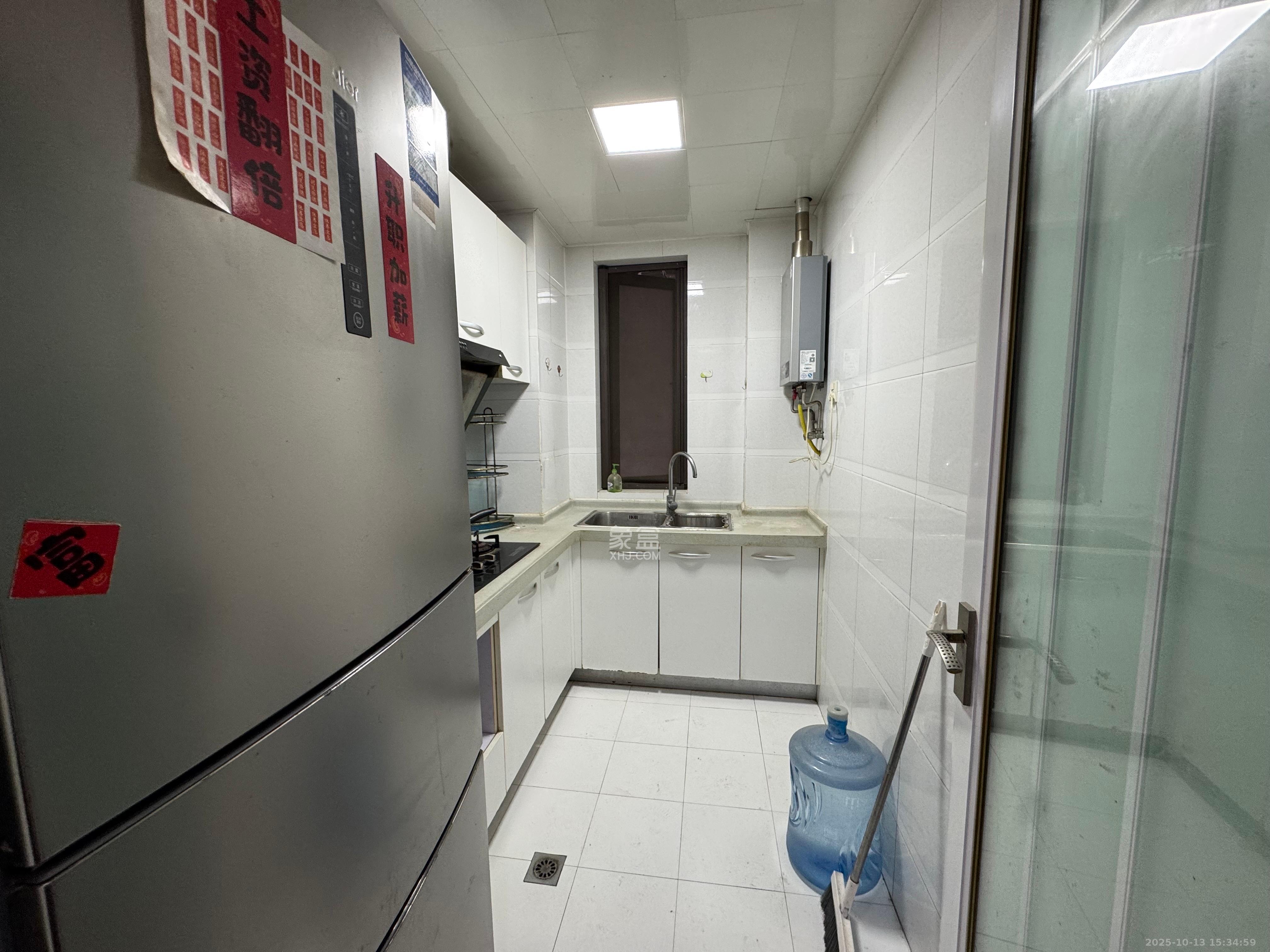 旭辉藏郡(藏郡、旭湘华府) 3室2厅1卫 2400.0元/月 旭辉藏郡(藏郡、旭湘华府) 3室2厅1卫 2400.0元/月室内图