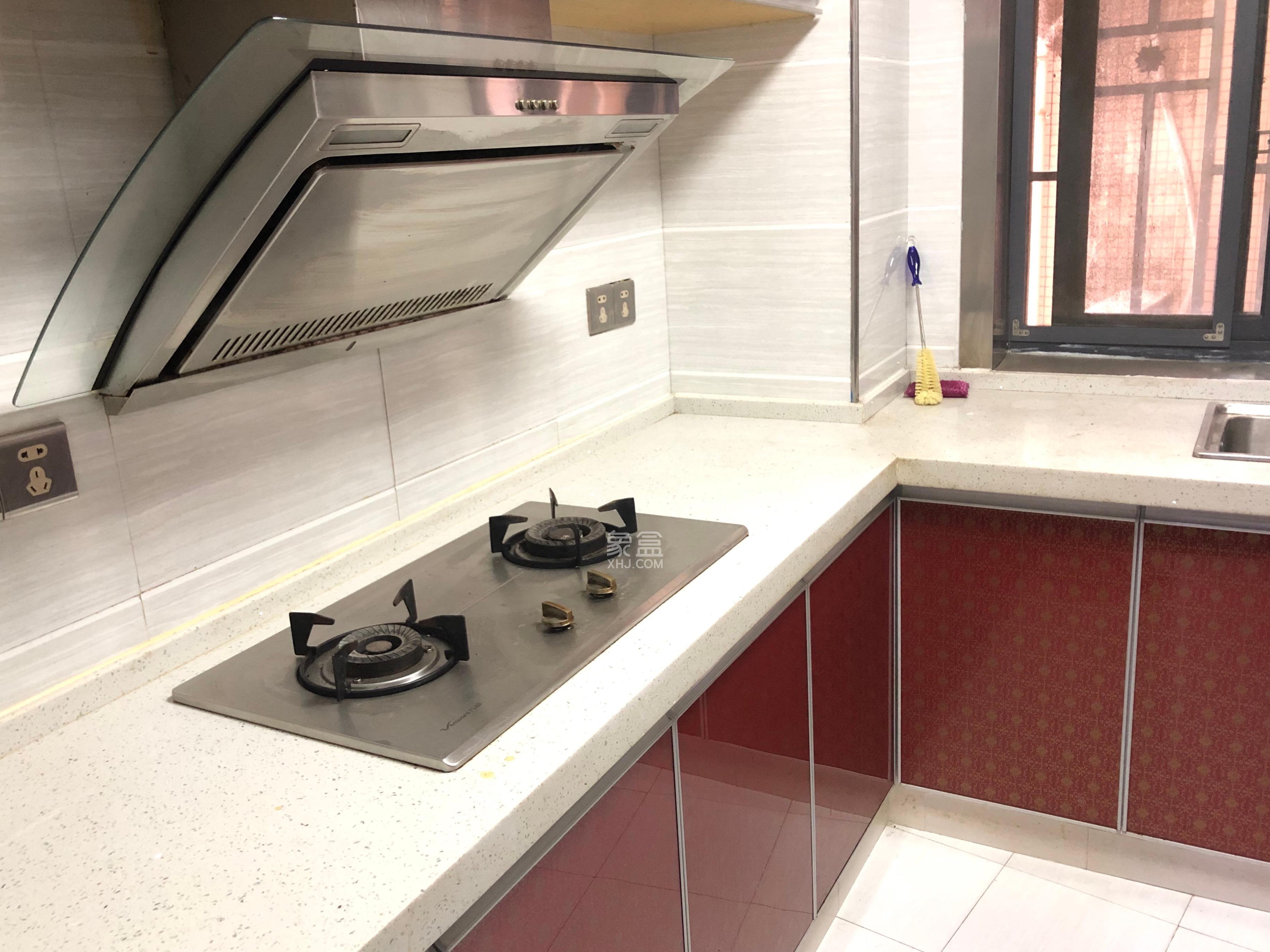 上峰苑（兰亭玥岛）  1室1厅1卫    1700.0元/月室内图