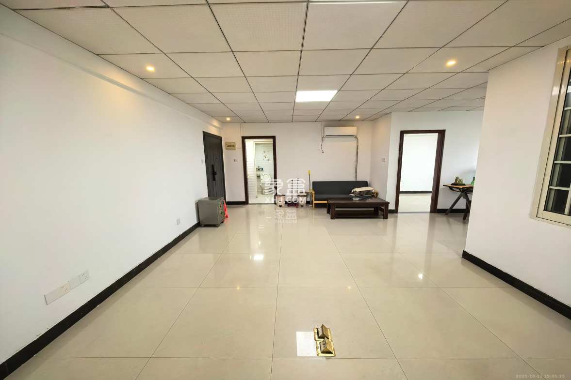 华菱新城地标 2室2厅1卫 1600.0元/月 华菱新城地标 2室2厅1卫 1600.0元/月室内图