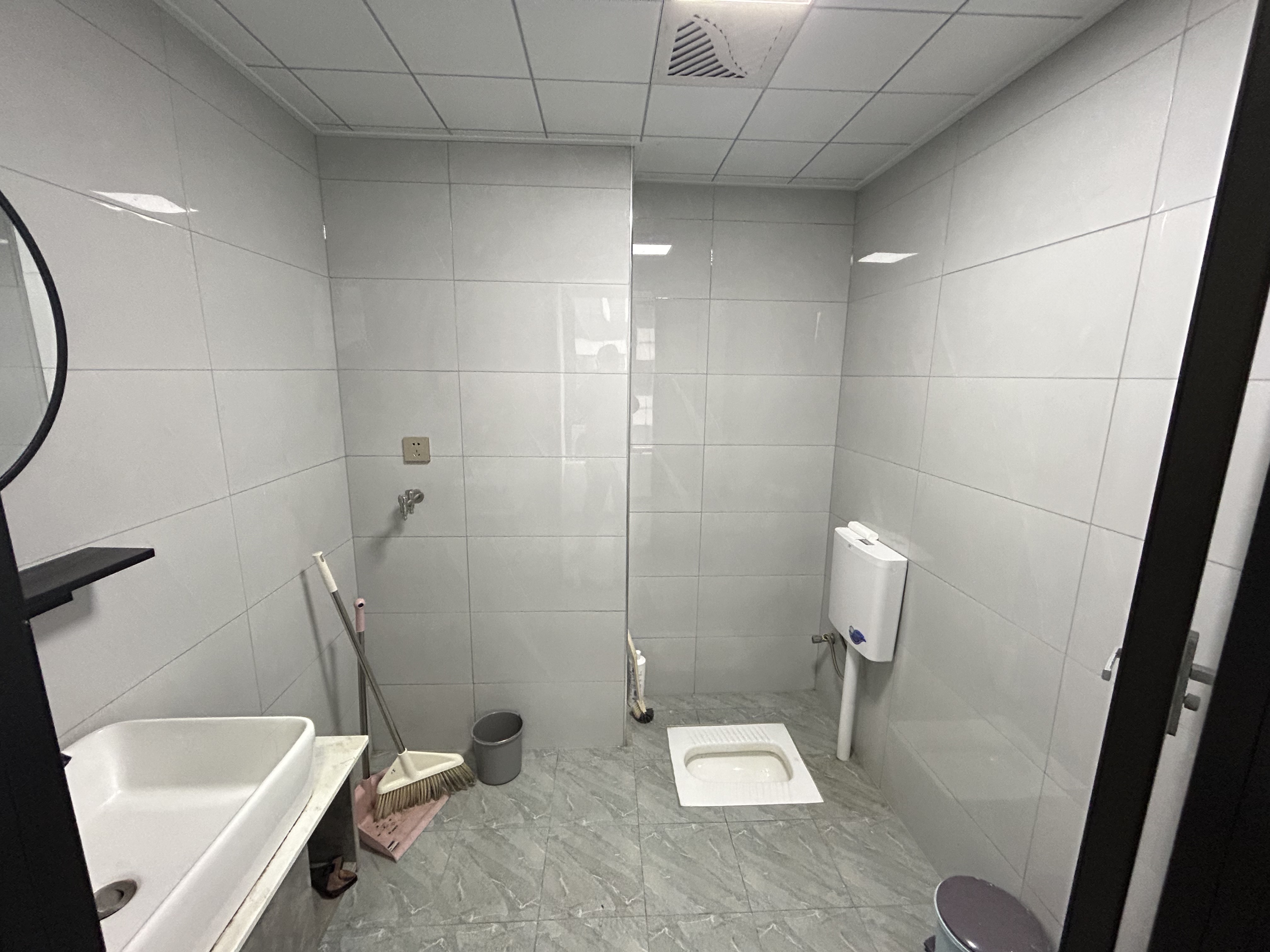 韦斯特城市花园 1室1厅1卫 1200.0元/月 韦斯特城市花园 1室1厅1卫 1200.0元/月室内图