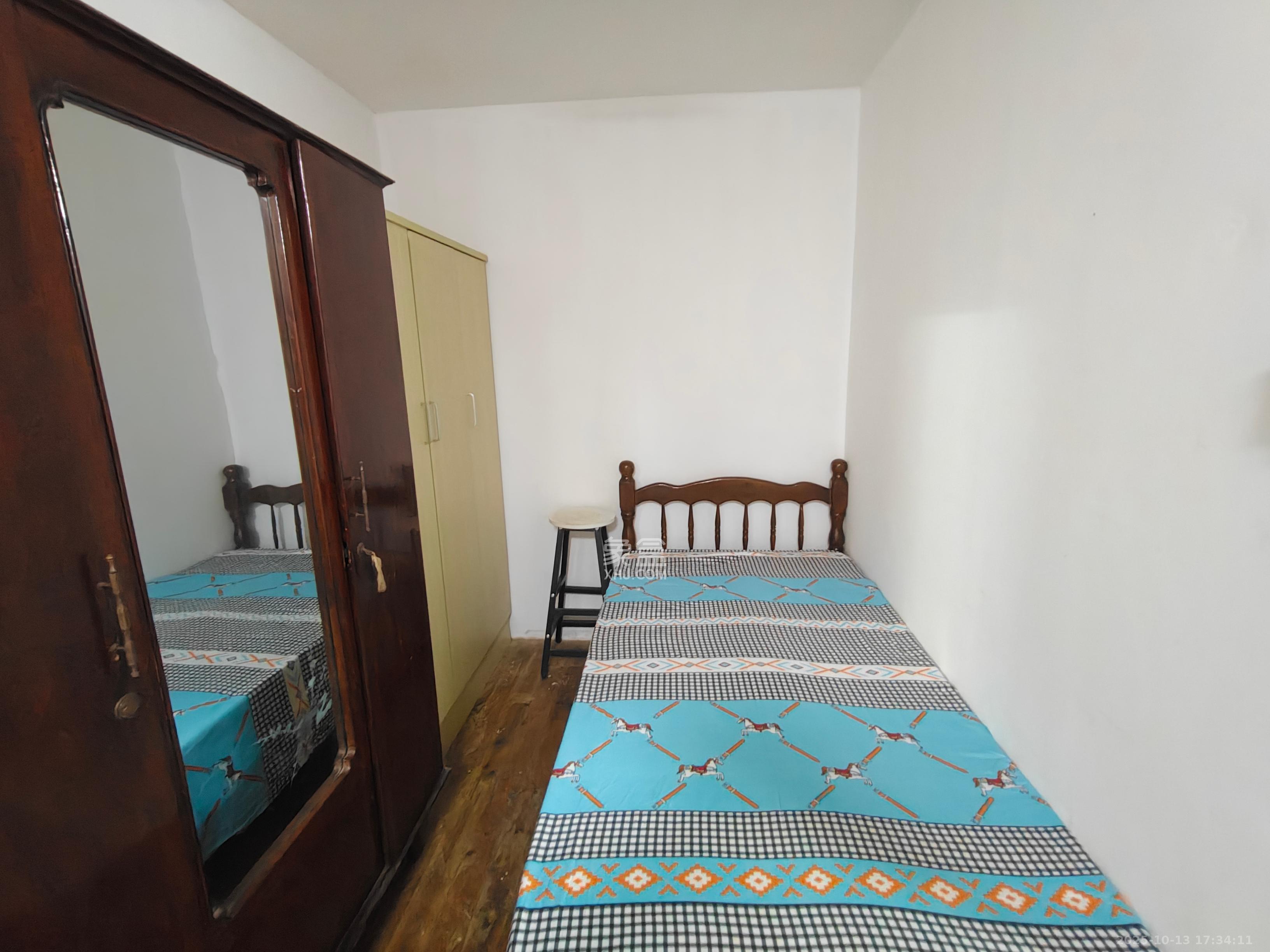 东方新城  2室1厅1卫    1800.0元/月 东方新城  2室1厅1卫    1800.0元/月室内图