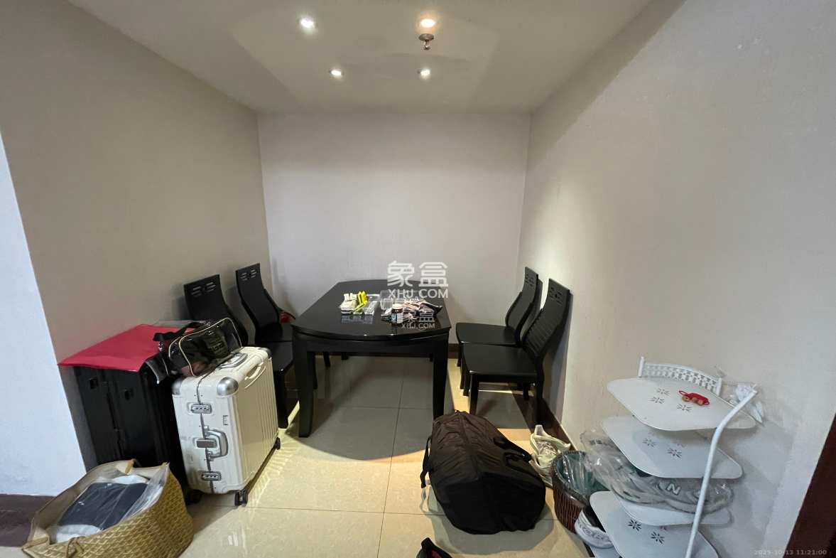 东塘瑞府 2室1厅1卫 2500.0元/月 东塘瑞府 2室1厅1卫 2500.0元/月室内图