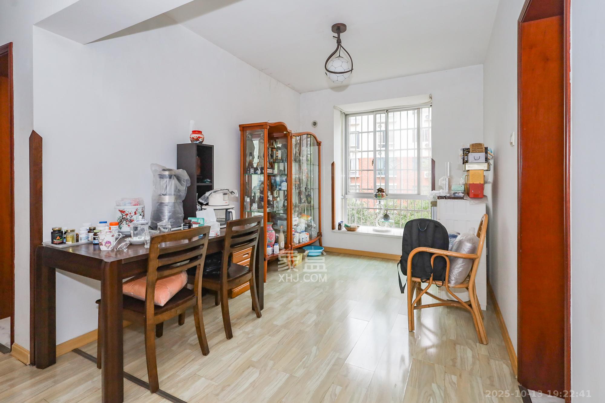 岳麓区检察院宿舍 3室2厅2卫 110.0万 岳麓区检察院宿舍 3室2厅2卫 110.0万其他