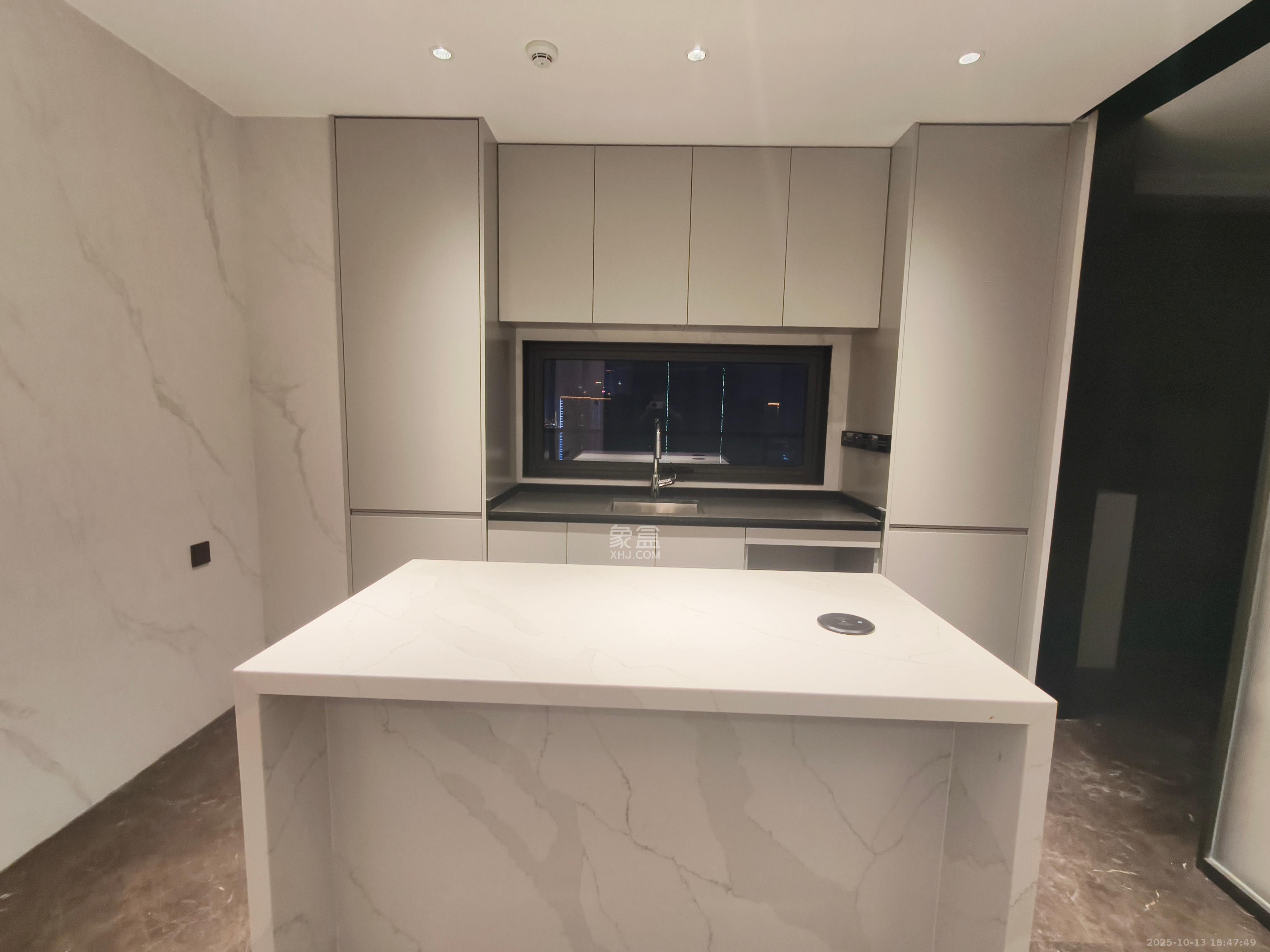 万科瑧湾汇  5室2厅3卫    15000.0元/月 万科瑧湾汇  5室2厅3卫    15000.0元/月室内图