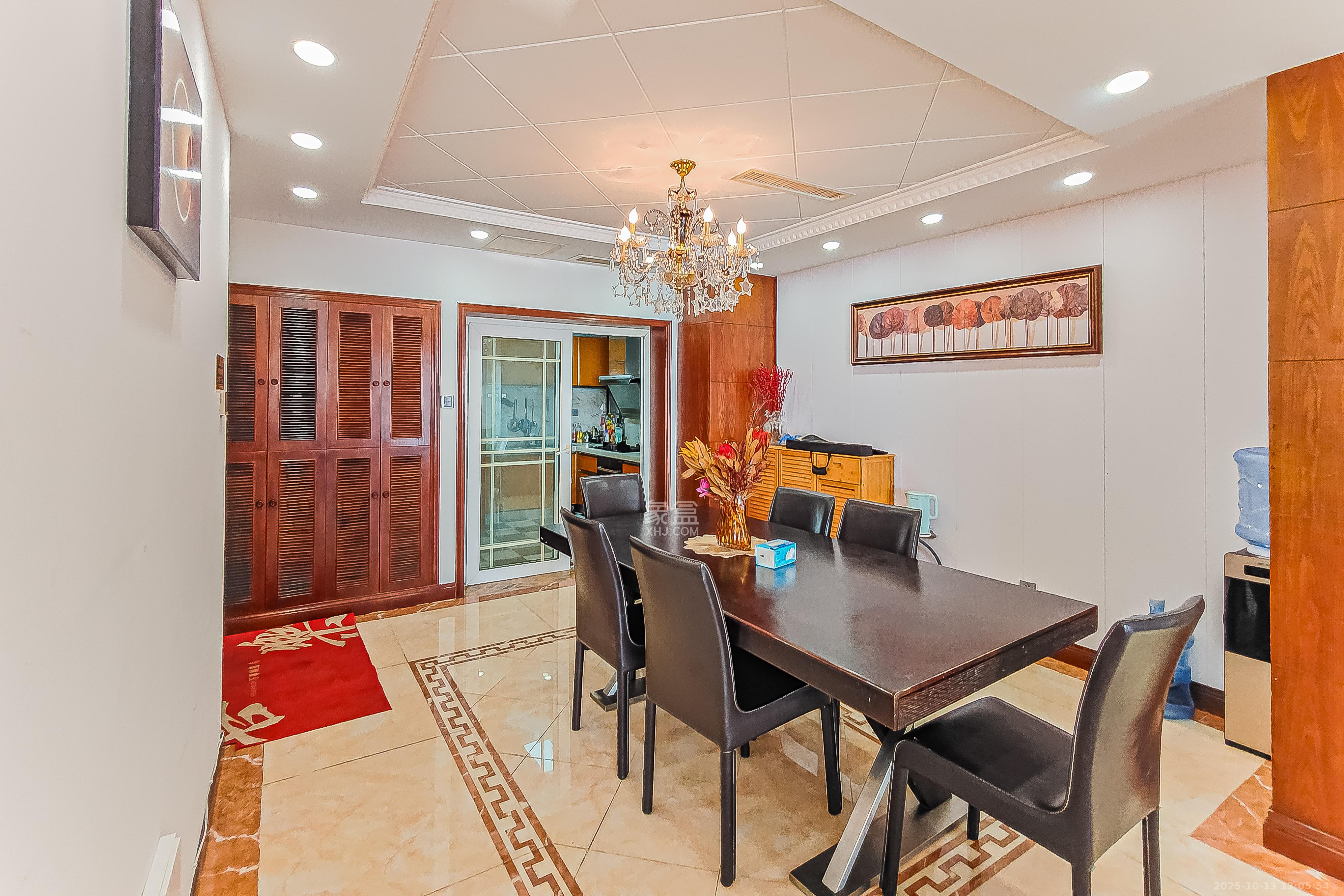 书院观邸 4室2厅1卫 238.0万 书院观邸 4室2厅1卫 238.0万客厅