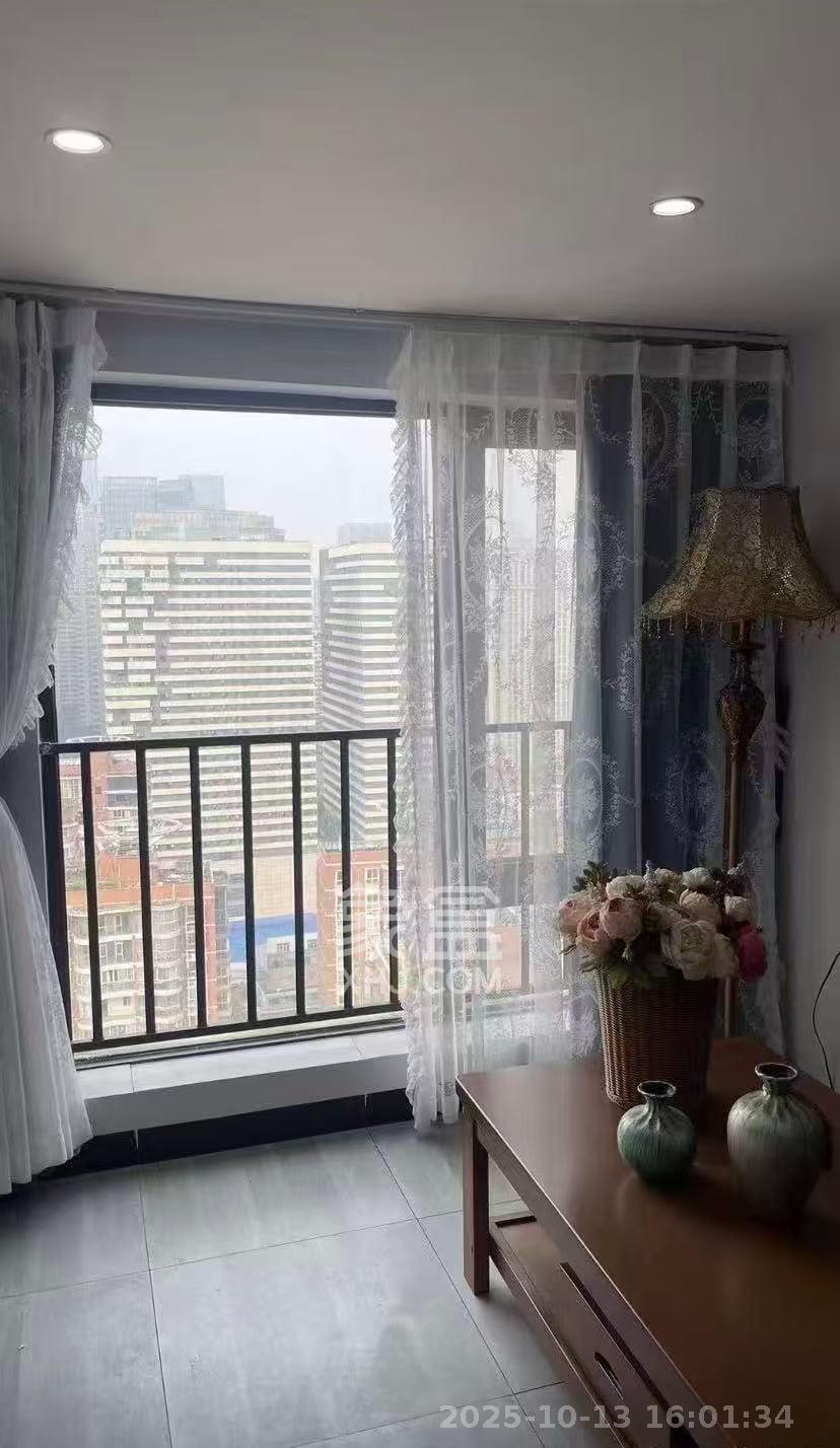 卓越江岸  1室1厅1卫    2400.0元/月 卓越江岸  1室1厅1卫    2400.0元/月室内图