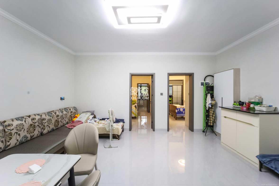 马王堆疗养院单位房 2室2厅1卫 76.8万 马王堆疗养院单位房 2室2厅1卫 76.8万客厅