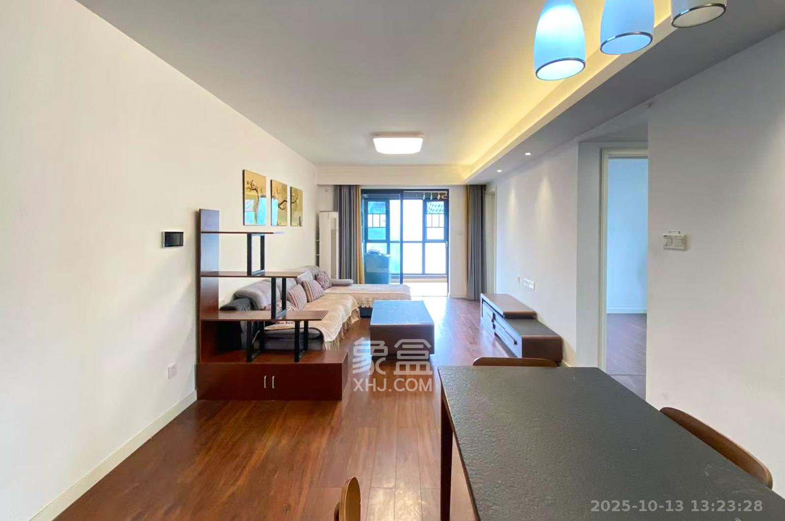 万科里梅溪郡  3室2厅2卫    188.0万