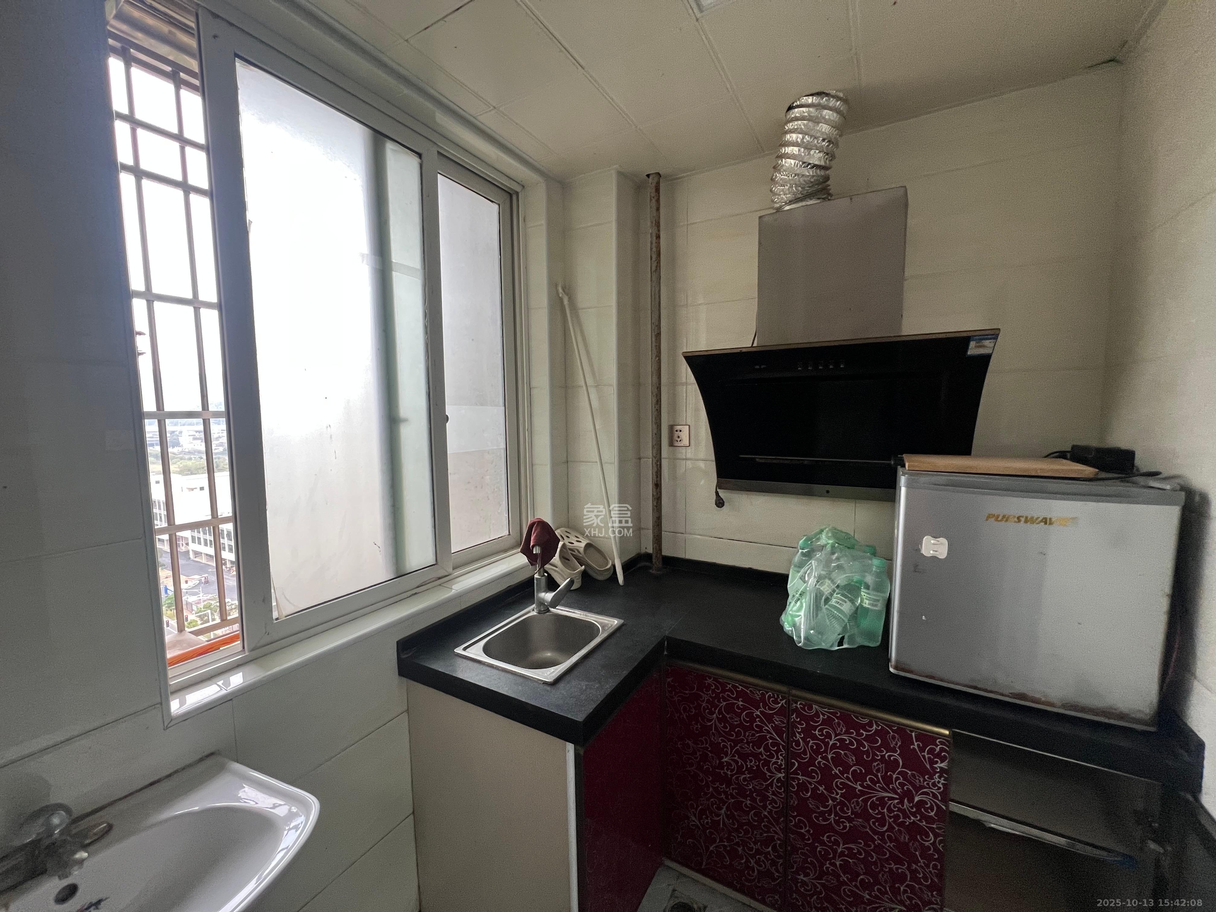 星城新宇黎雅苑  1室1厅1卫    700.0元/月室内图