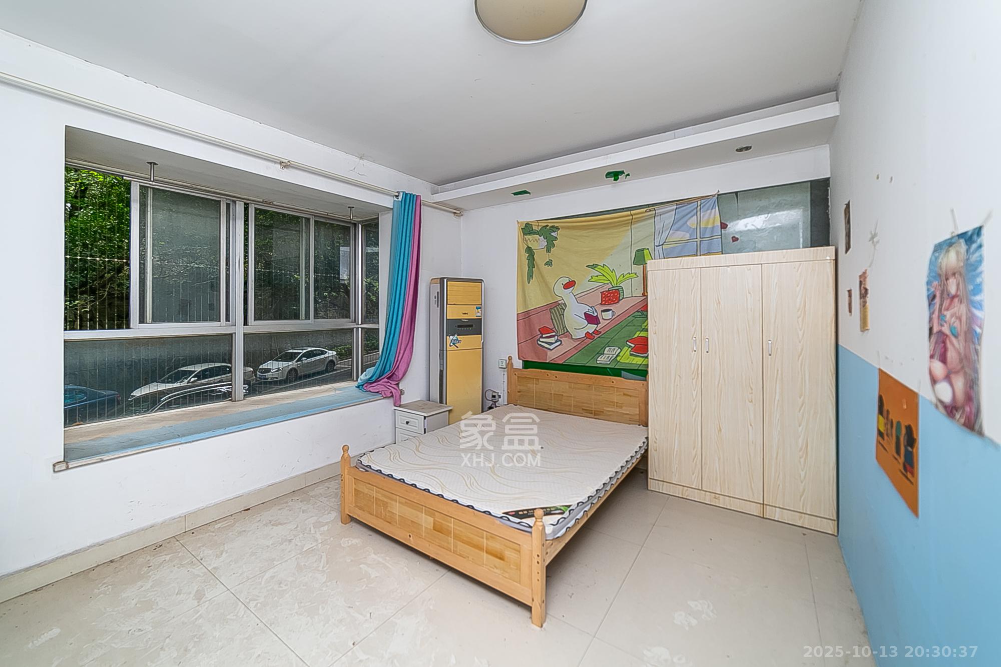 华银园  4室2厅2卫    95.0万