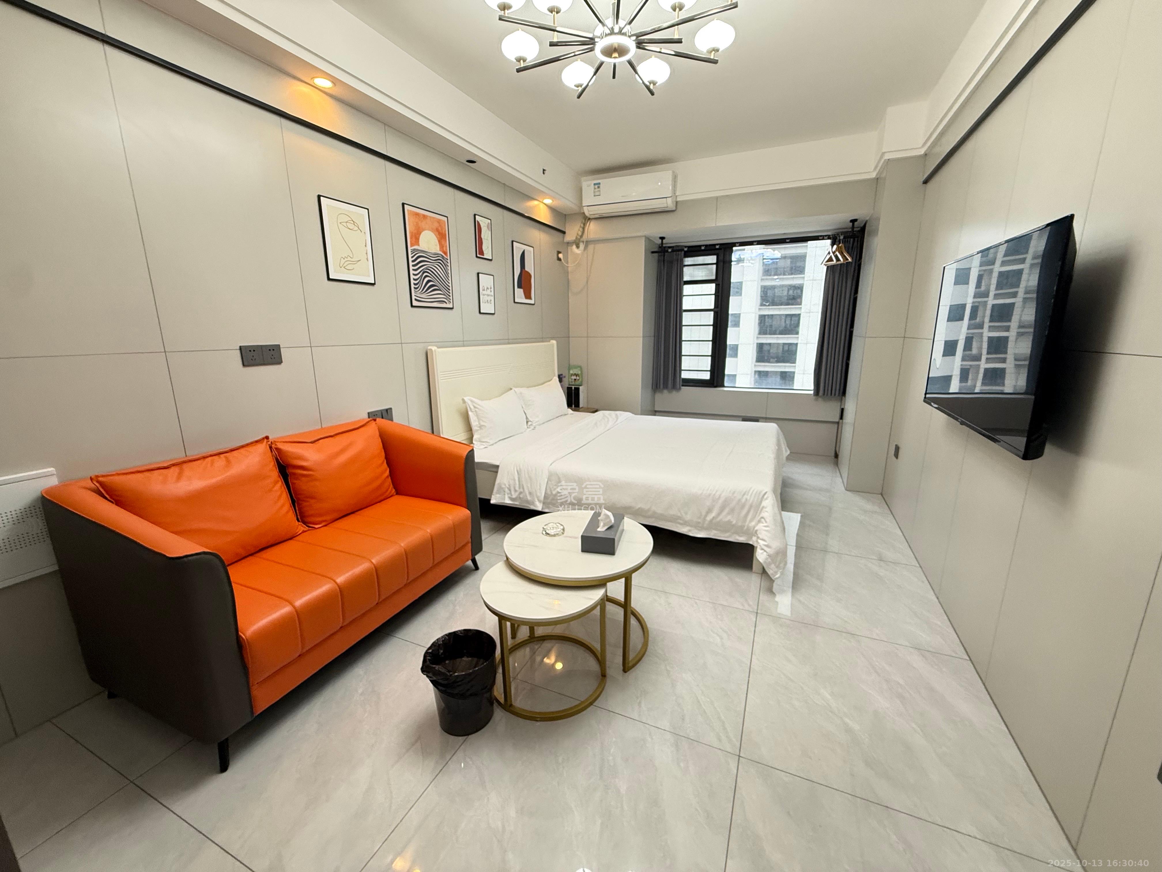 保利中环广场（保利中悦苑）  1室0厅0卫    1700.0元/月