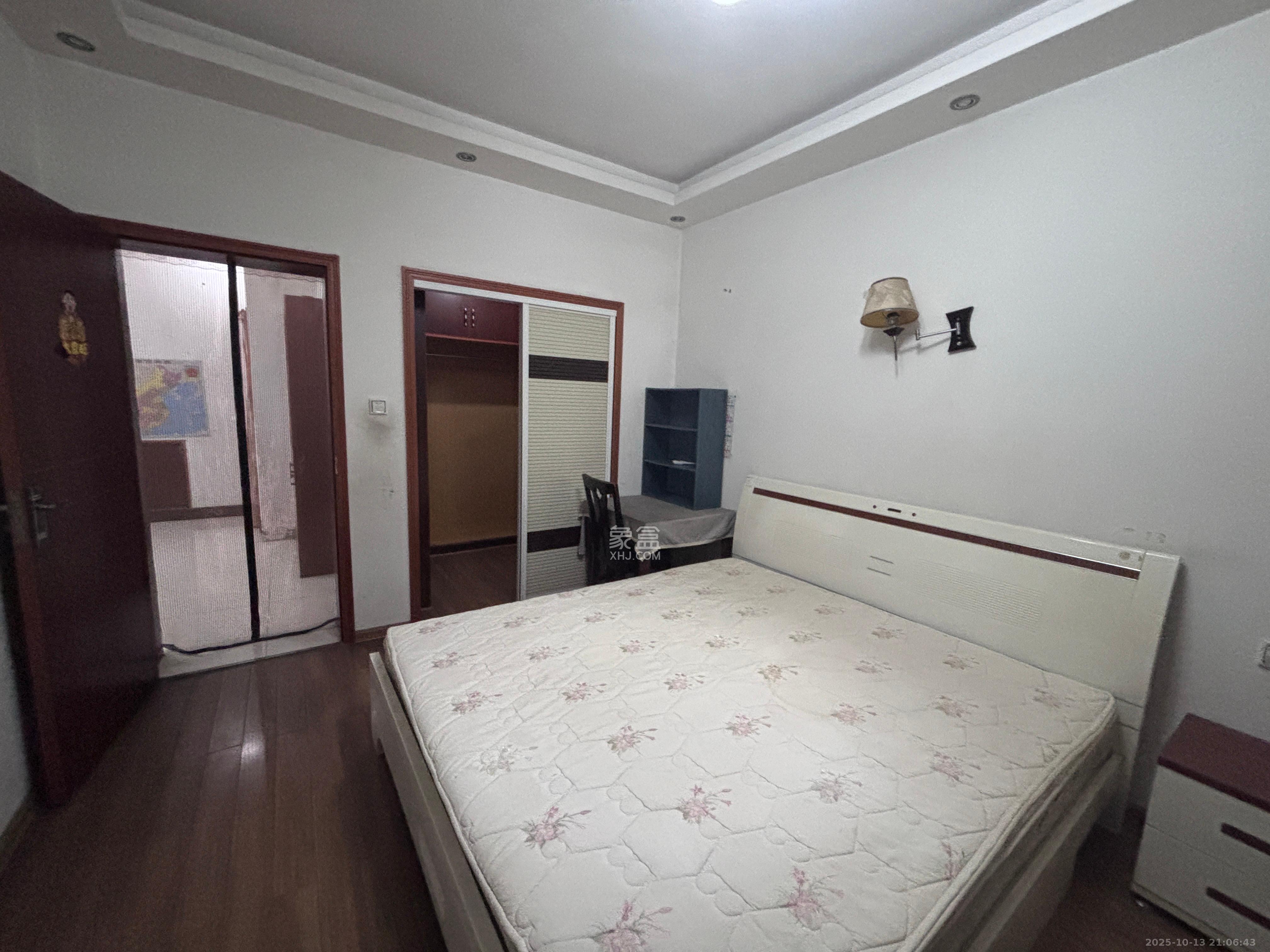 星沙商业步行街  2室2厅2卫    2000.0元/月室内图